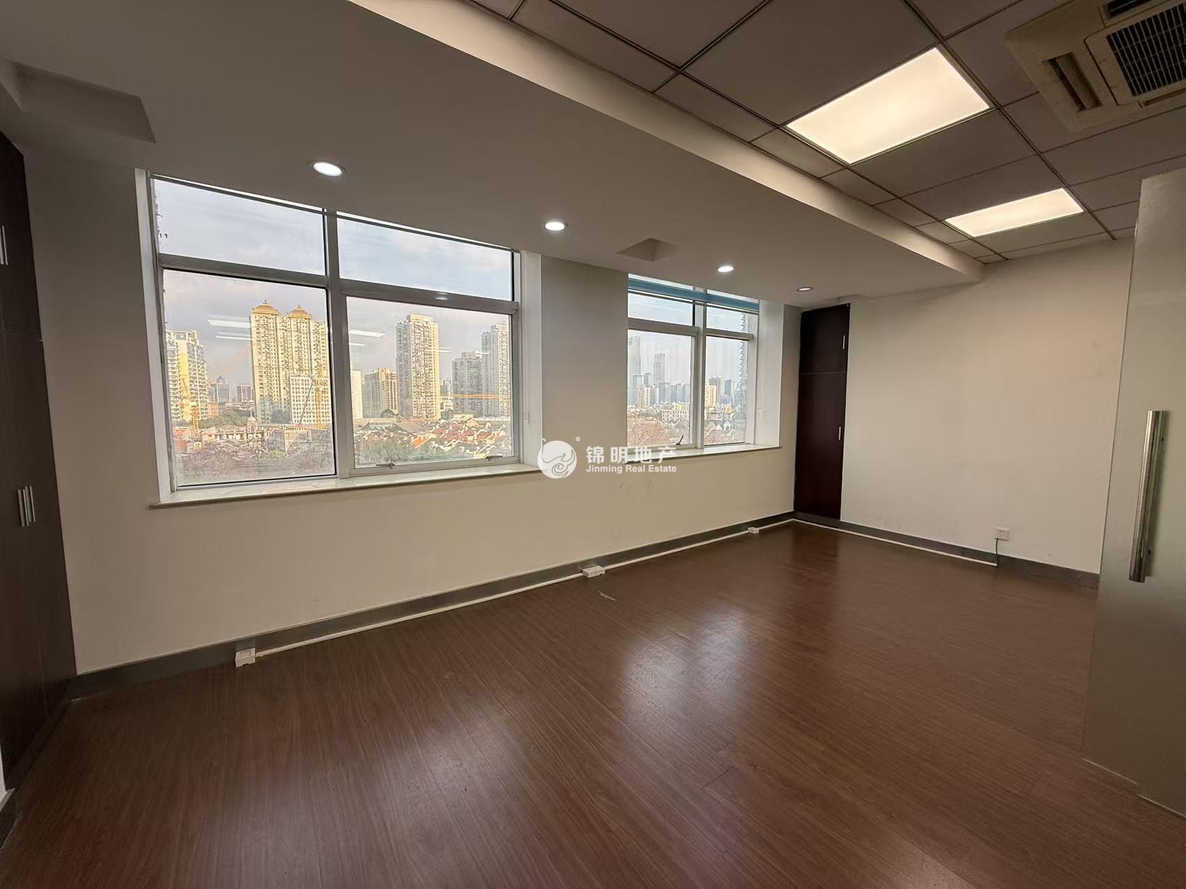 豫园金天地国际大厦159平米写字楼出租