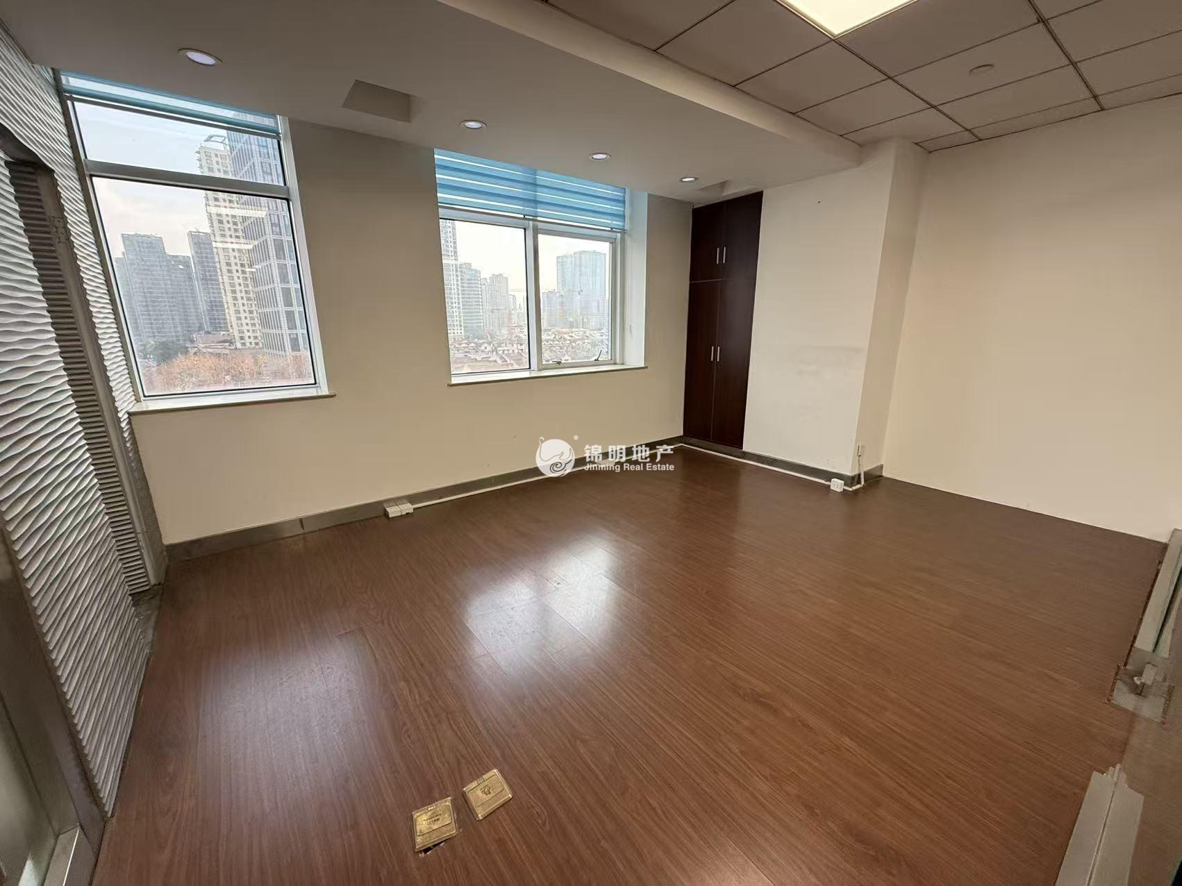 豫园金天地国际大厦159平米写字楼出租