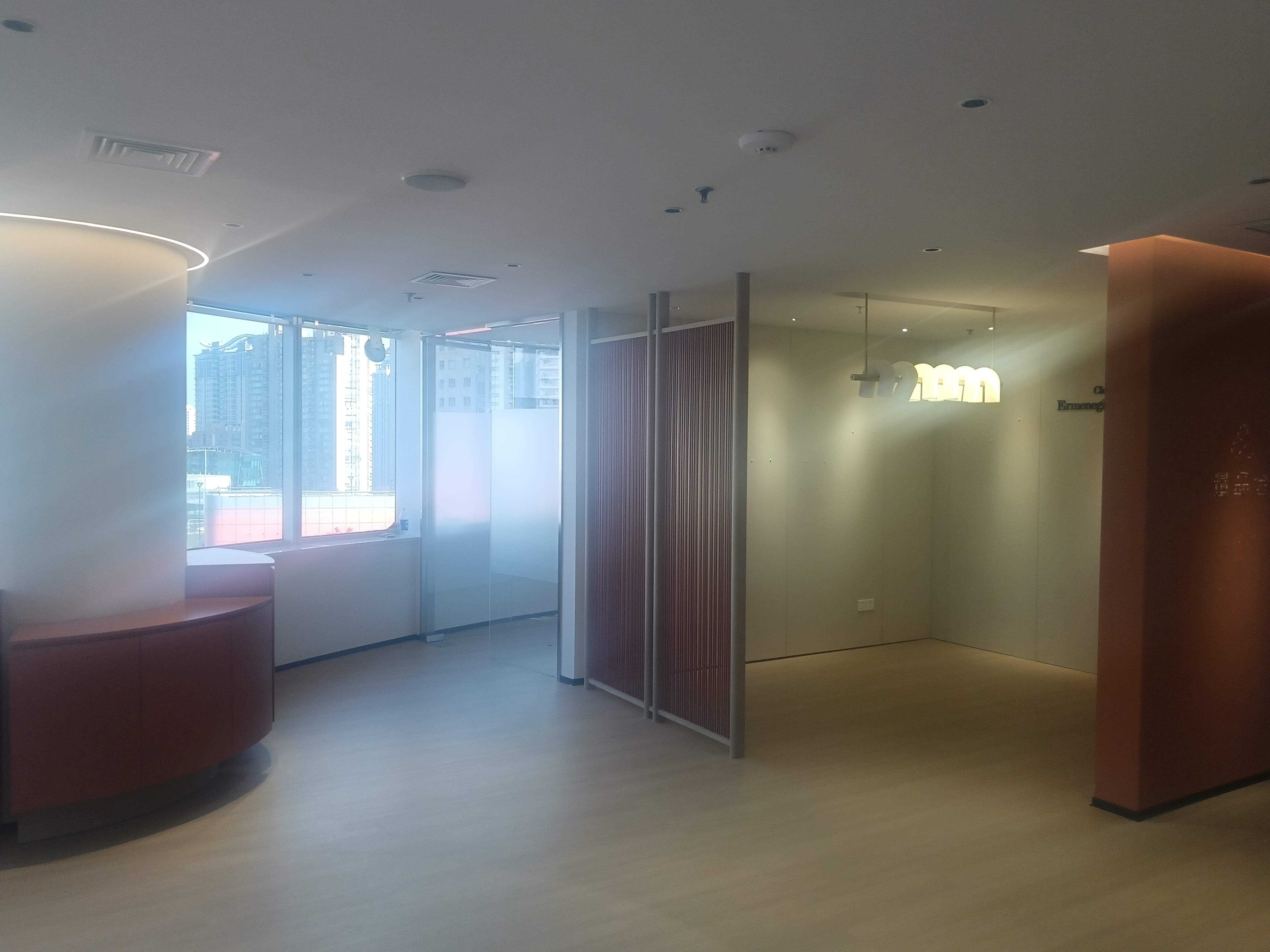 徐家汇上海实业大厦122平米写字楼出售