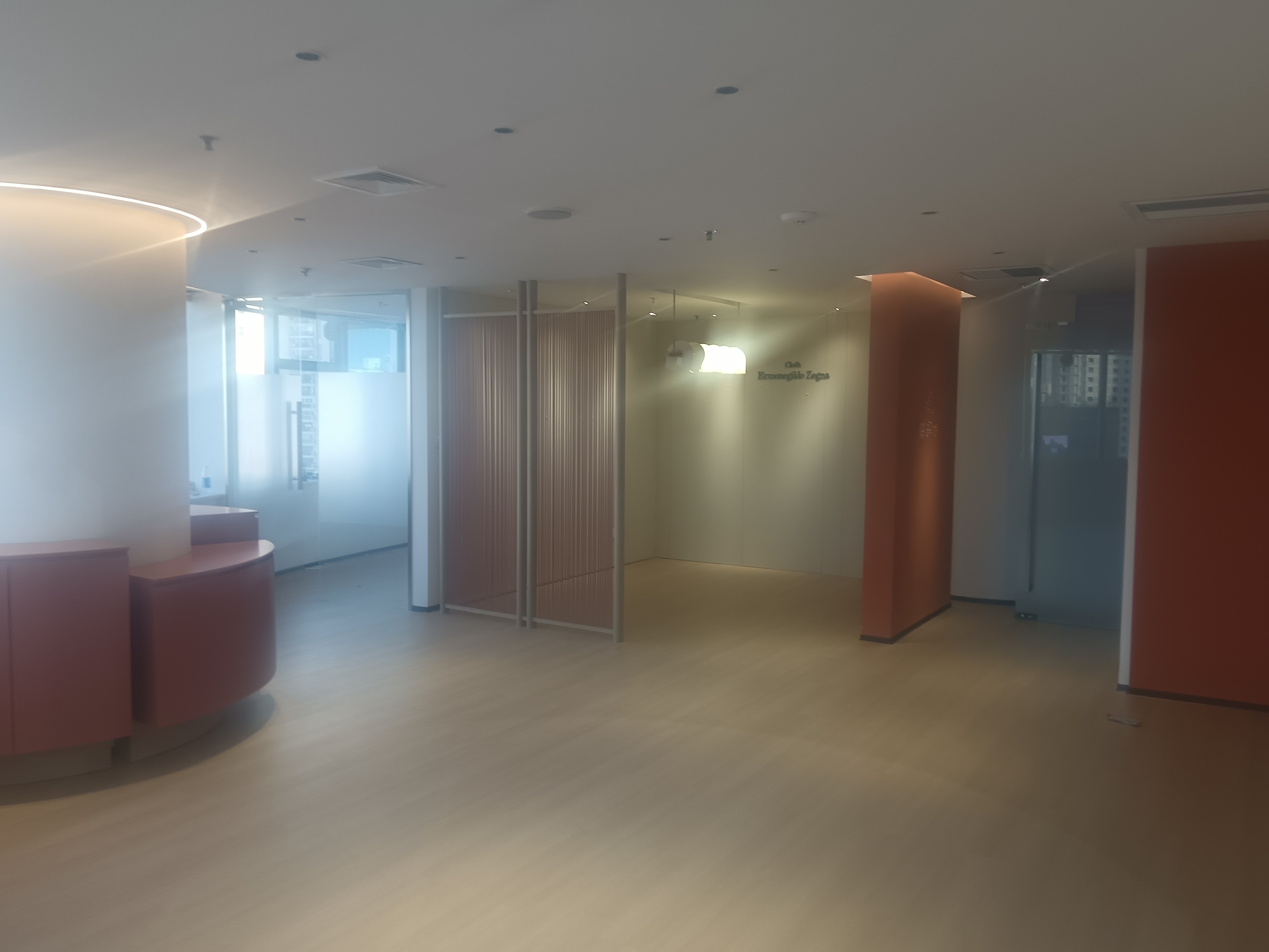 徐家汇上海实业大厦122平米写字楼出售