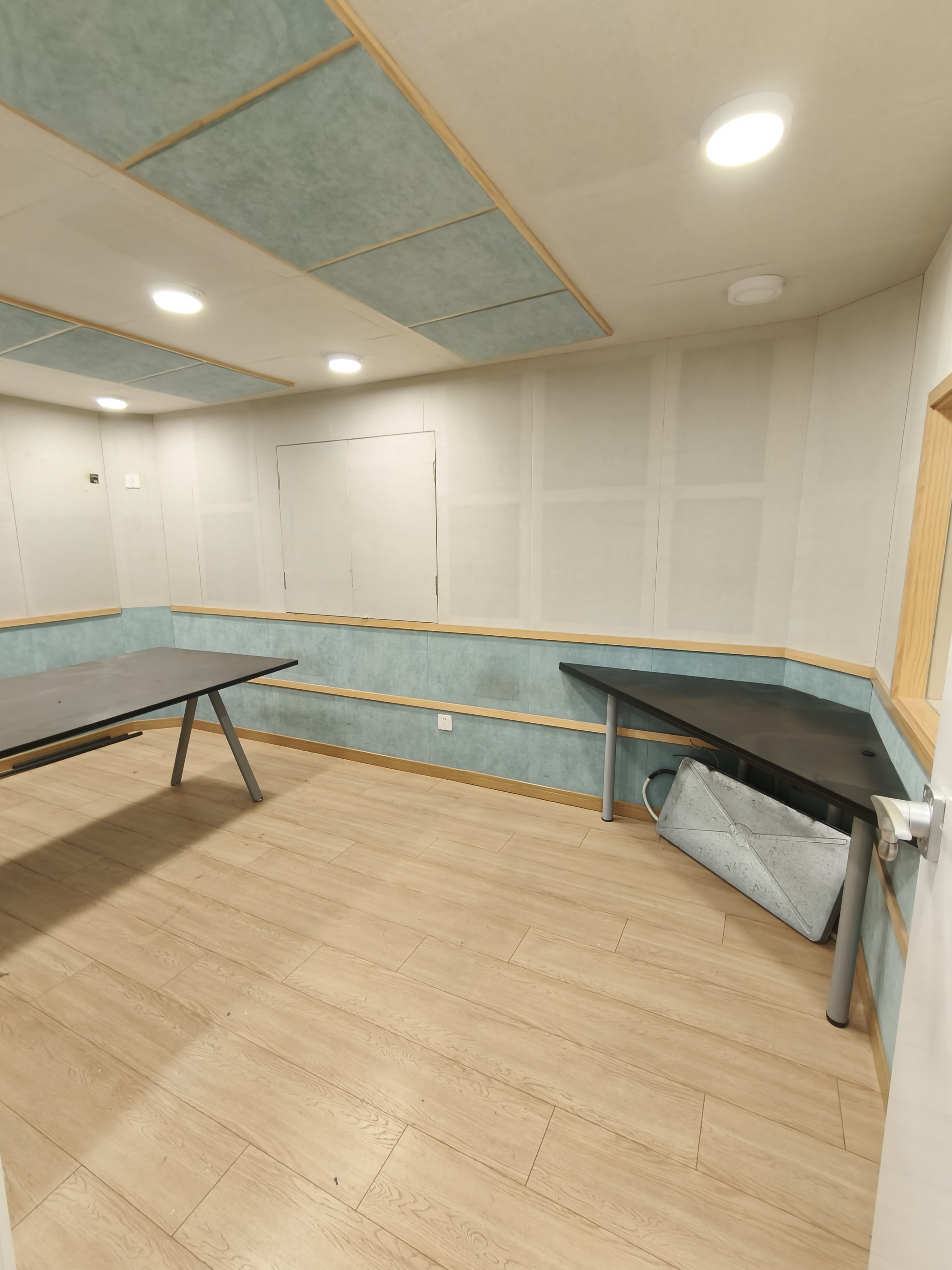 中山公园兆仪大厦332平米写字楼出租