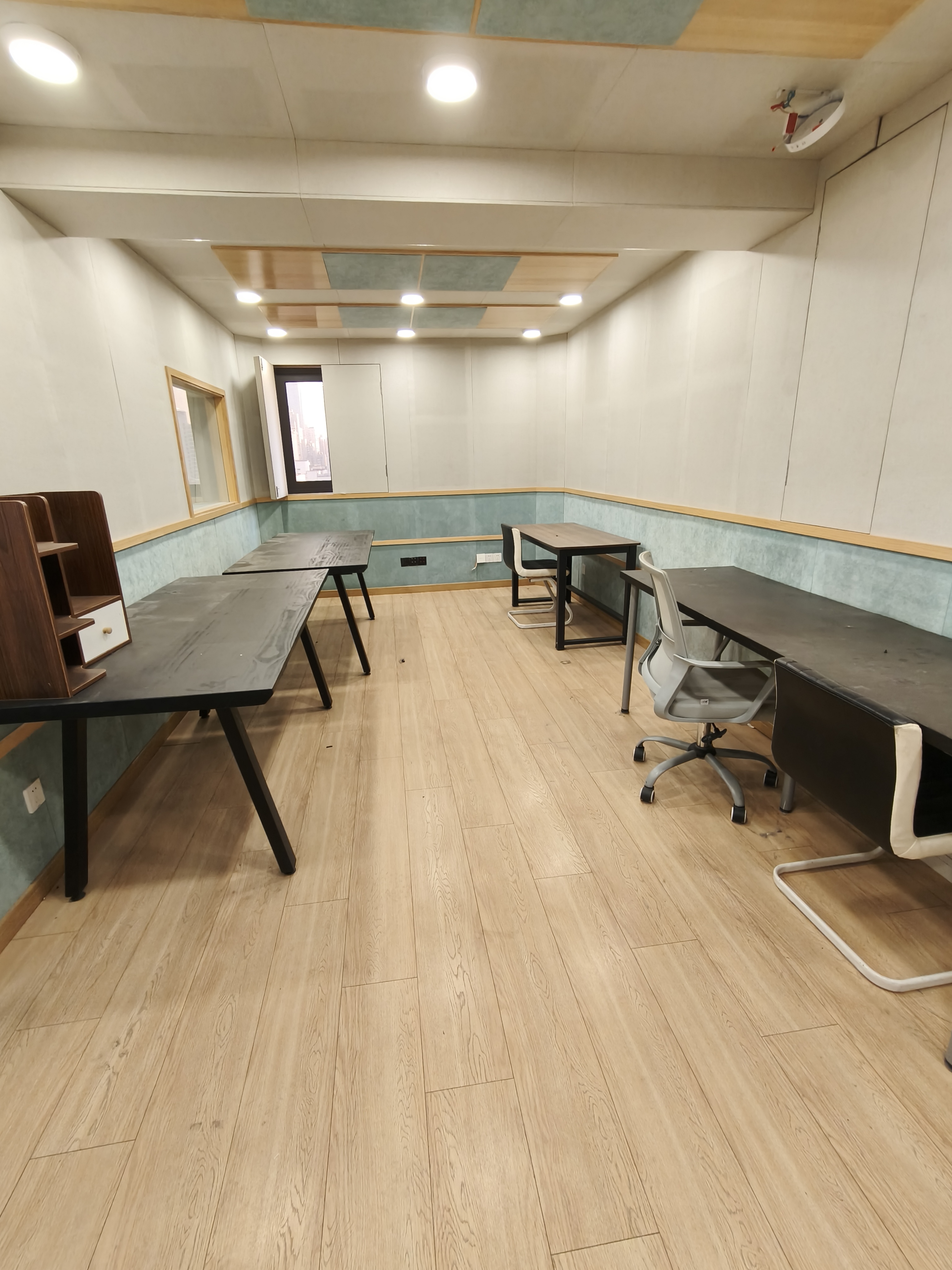 中山公园兆仪大厦332平米写字楼出租