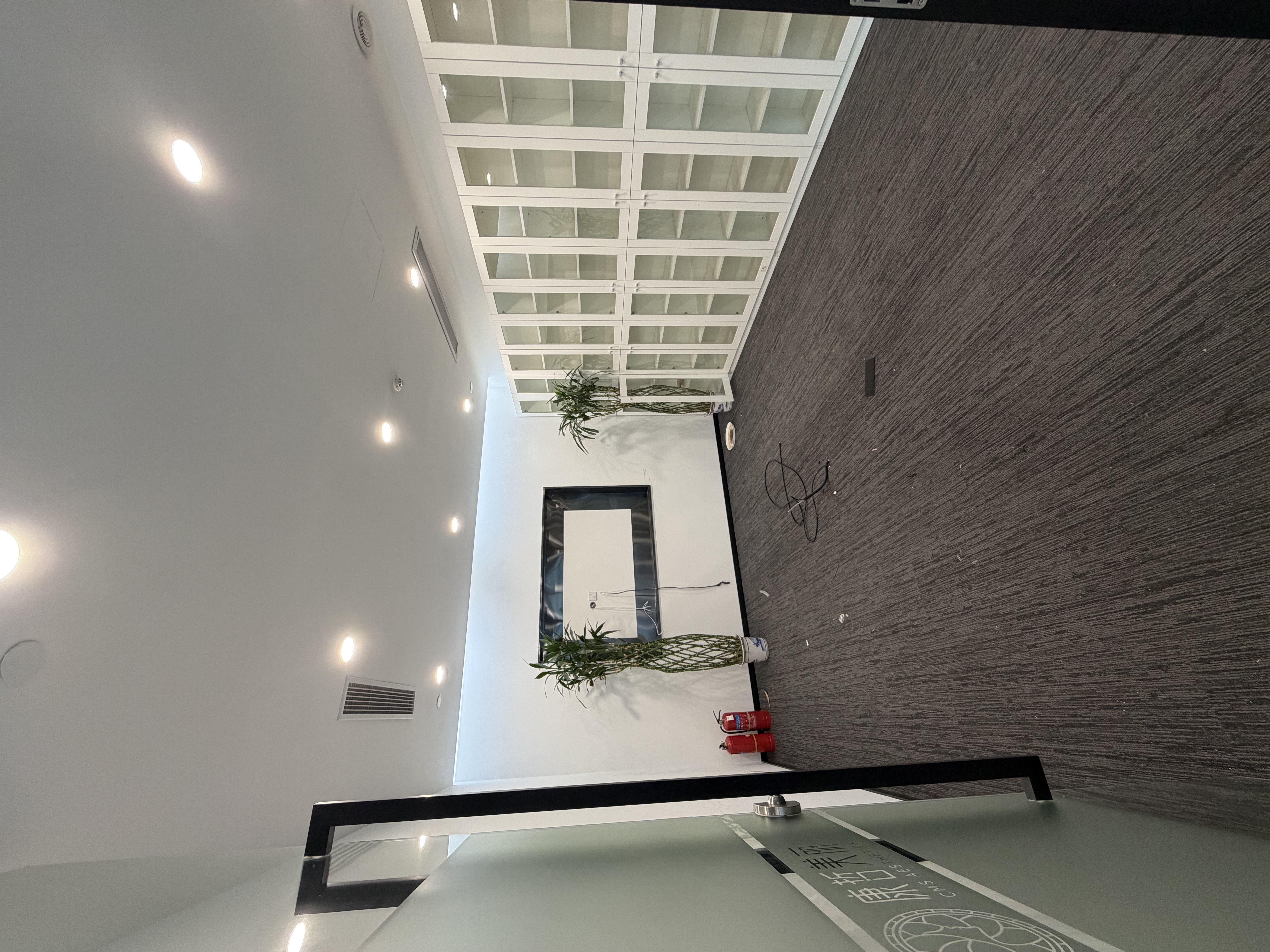 金虹桥龙湖虹桥天街672平米写字楼出租