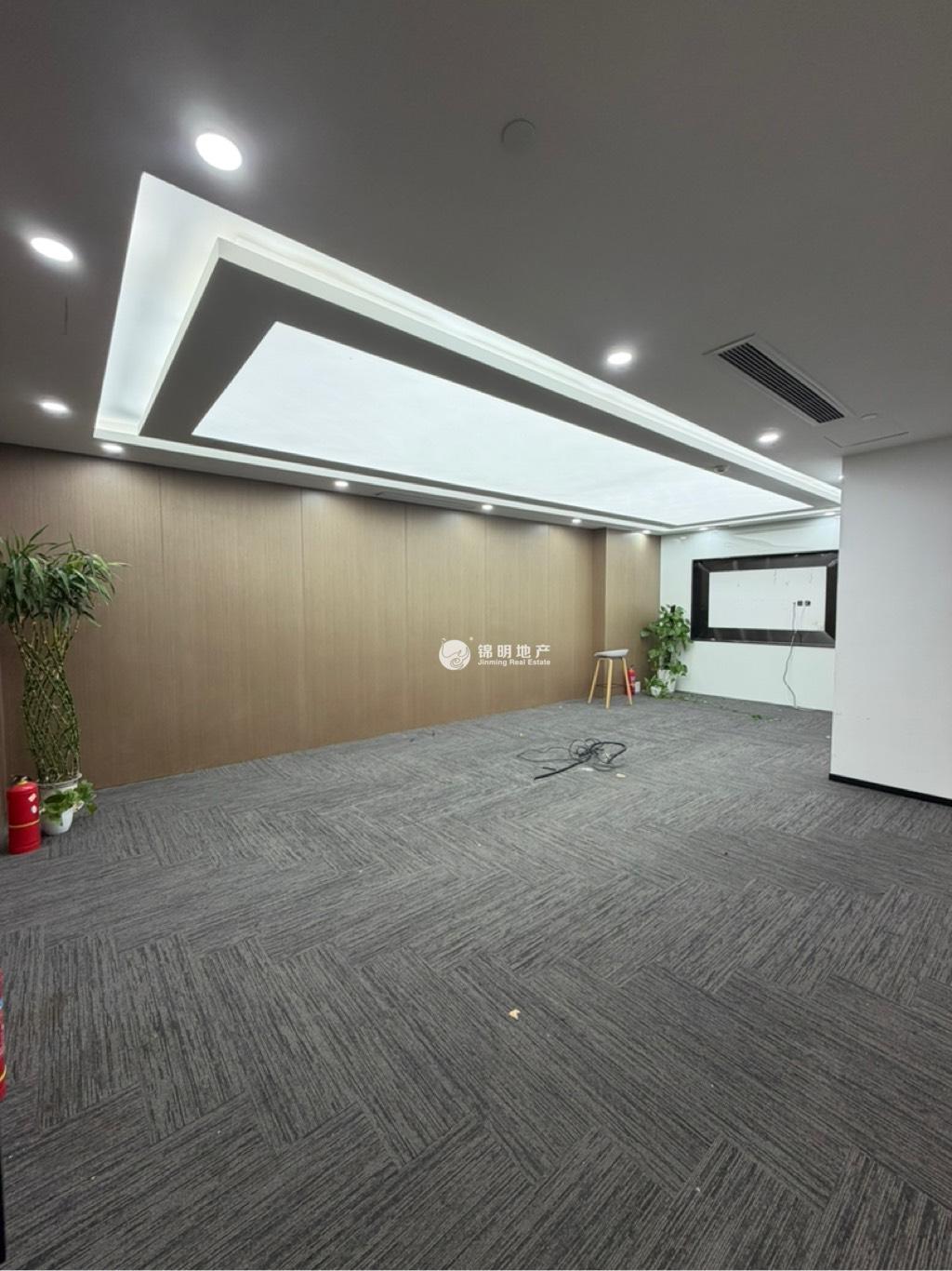 金虹桥龙湖虹桥天街672平米写字楼出租