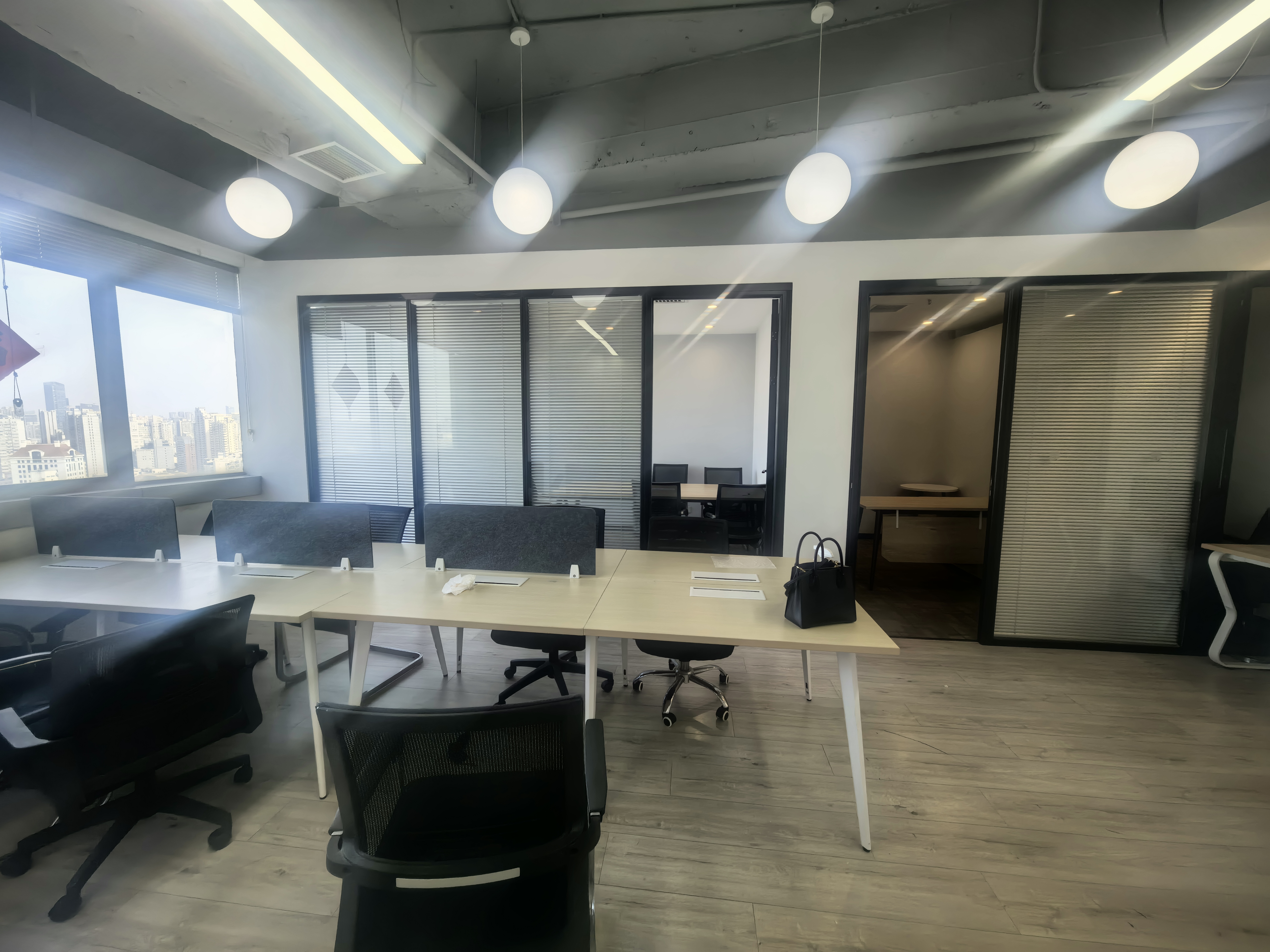 长寿路丽晶阳光大厦98平米写字楼出租