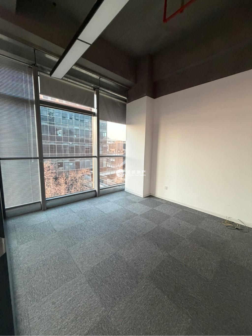 金虹桥龙湖虹桥天街83平米写字楼出租