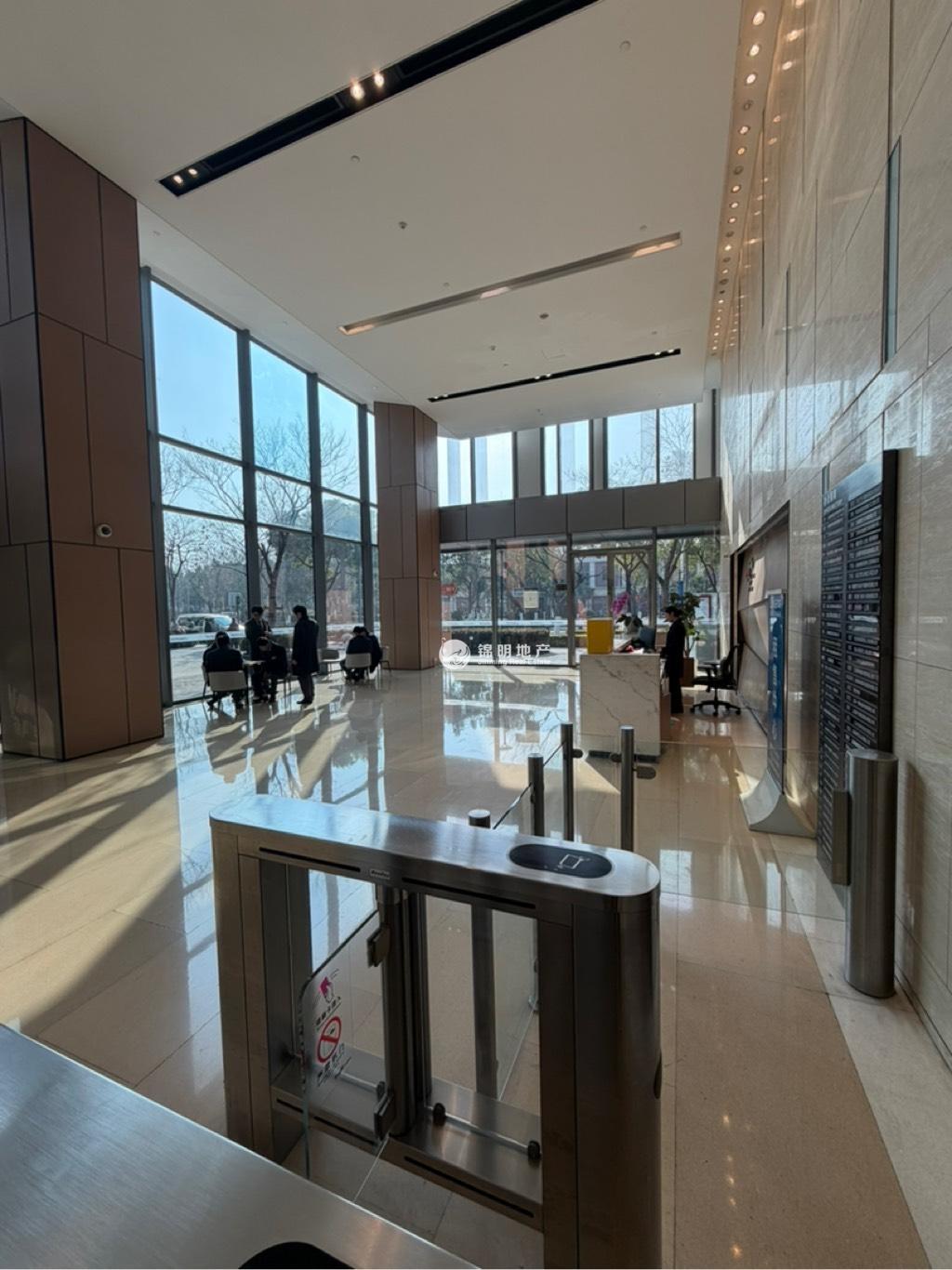 金虹桥龙湖虹桥天街110平米写字楼出租