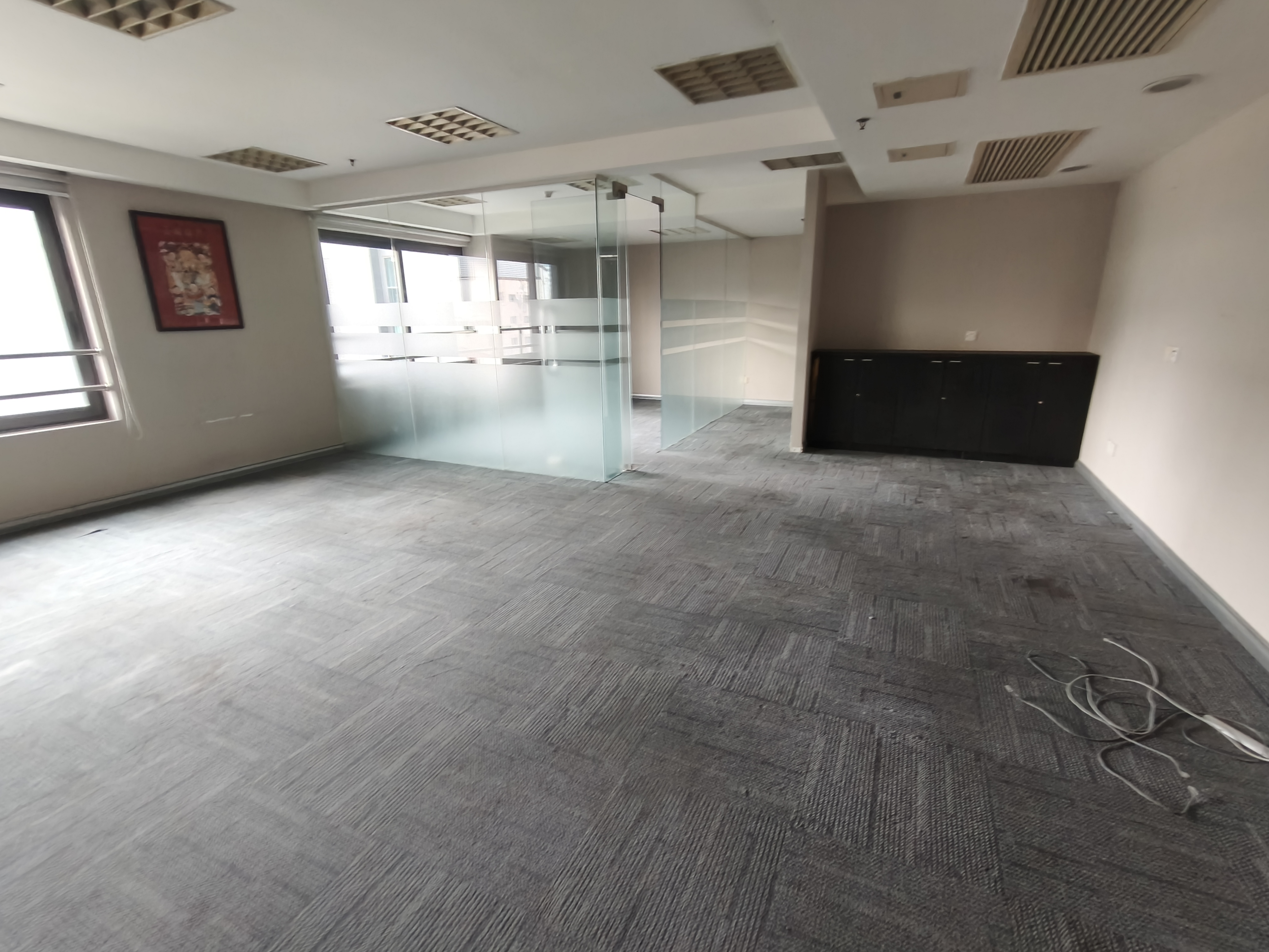 中山公园舜元企业发展大厦92平米写字楼出租