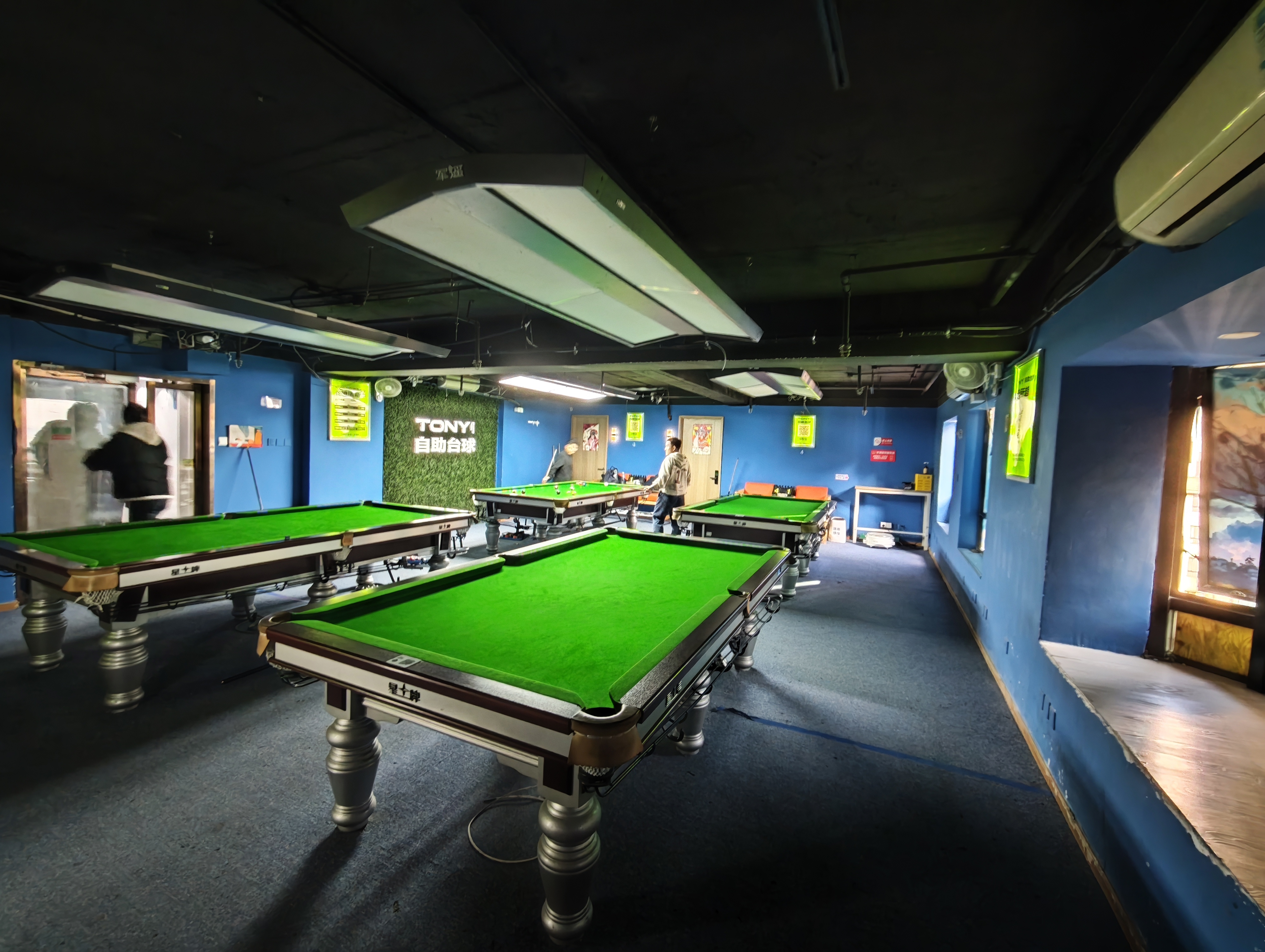 漕河泾光大会展中心158平米写字楼出租