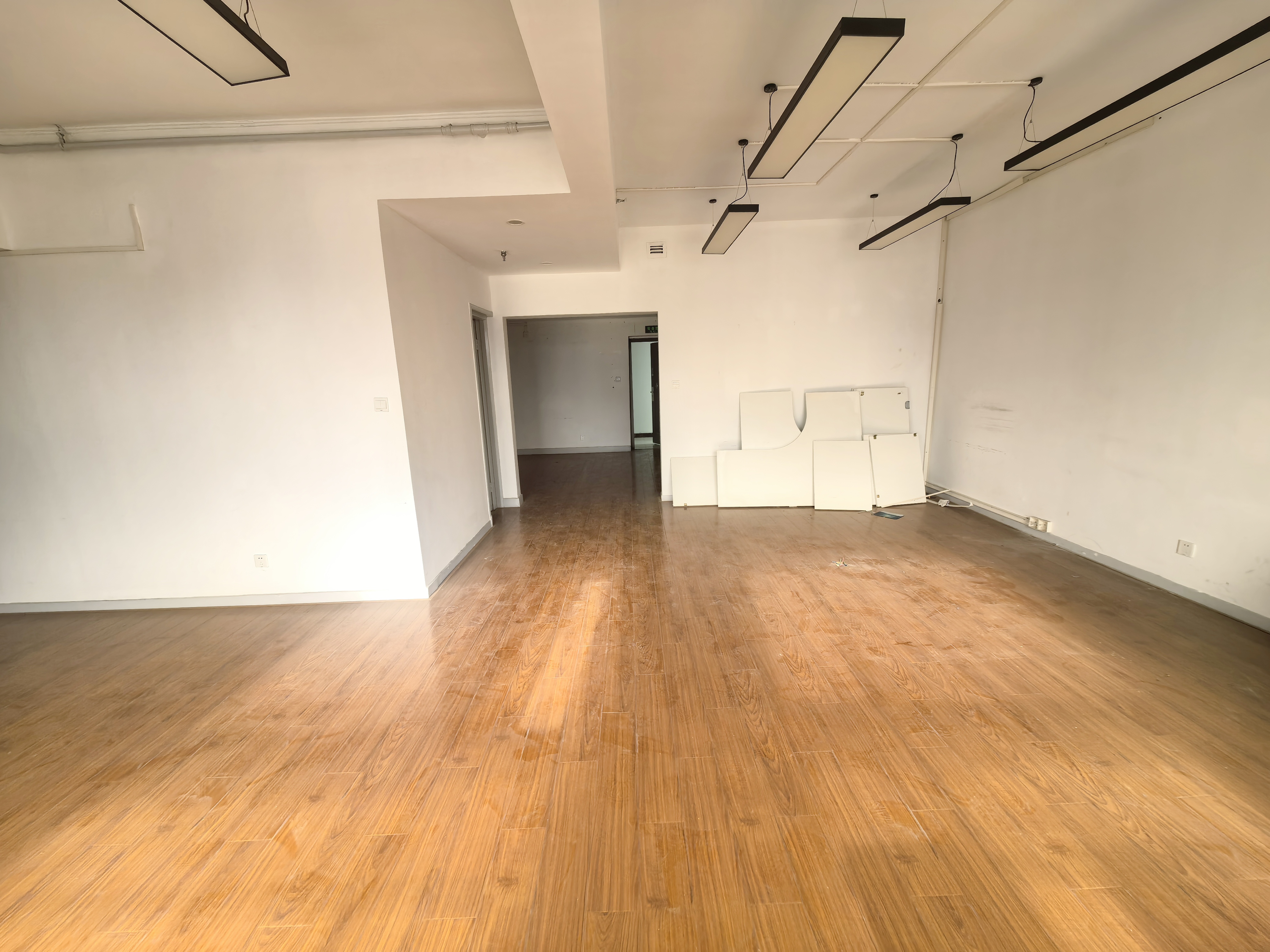 曹杨中联大厦150平米写字楼出租