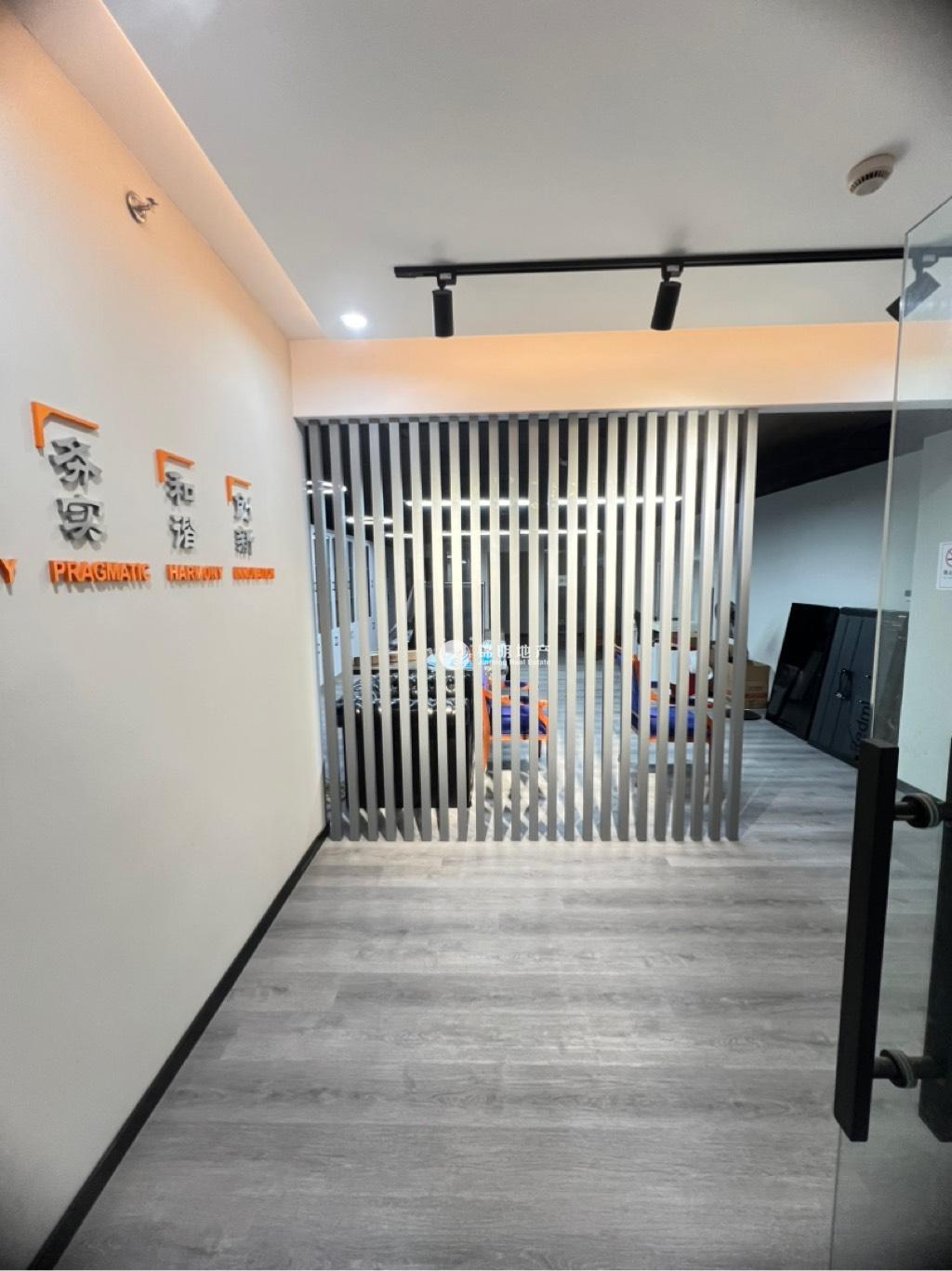 中山公园凯阳大厦122平米写字楼出租