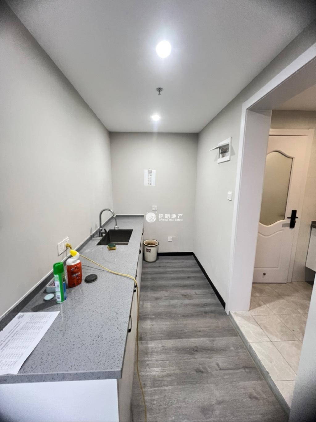 中山公园凯阳大厦122平米写字楼出租