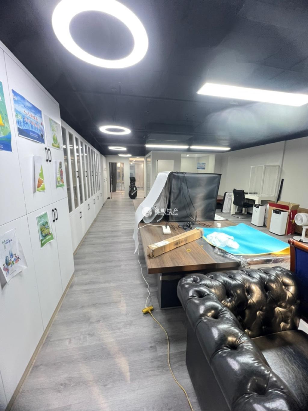 中山公园凯阳大厦122平米写字楼出租