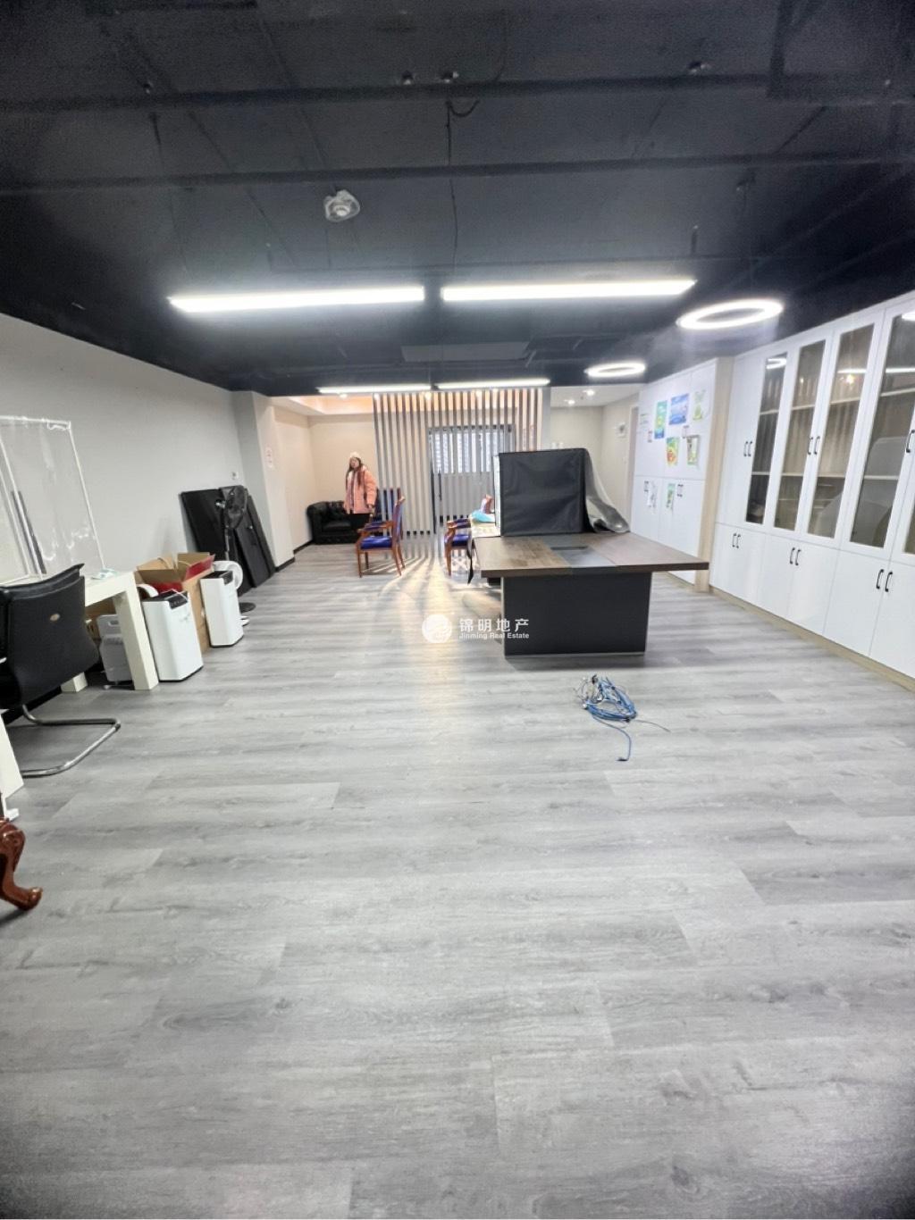 中山公园凯阳大厦122平米写字楼出租