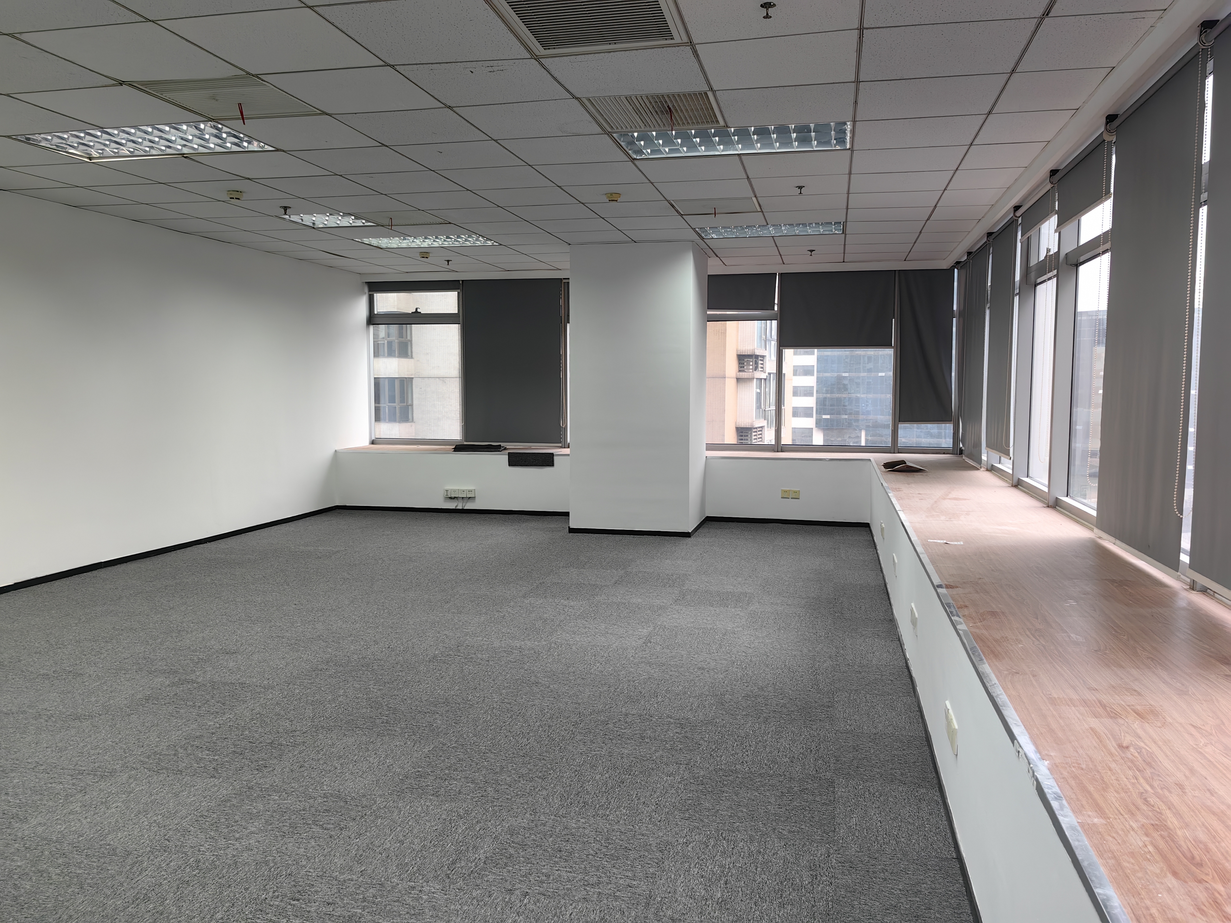 不夜城企业广场95平米写字楼出租