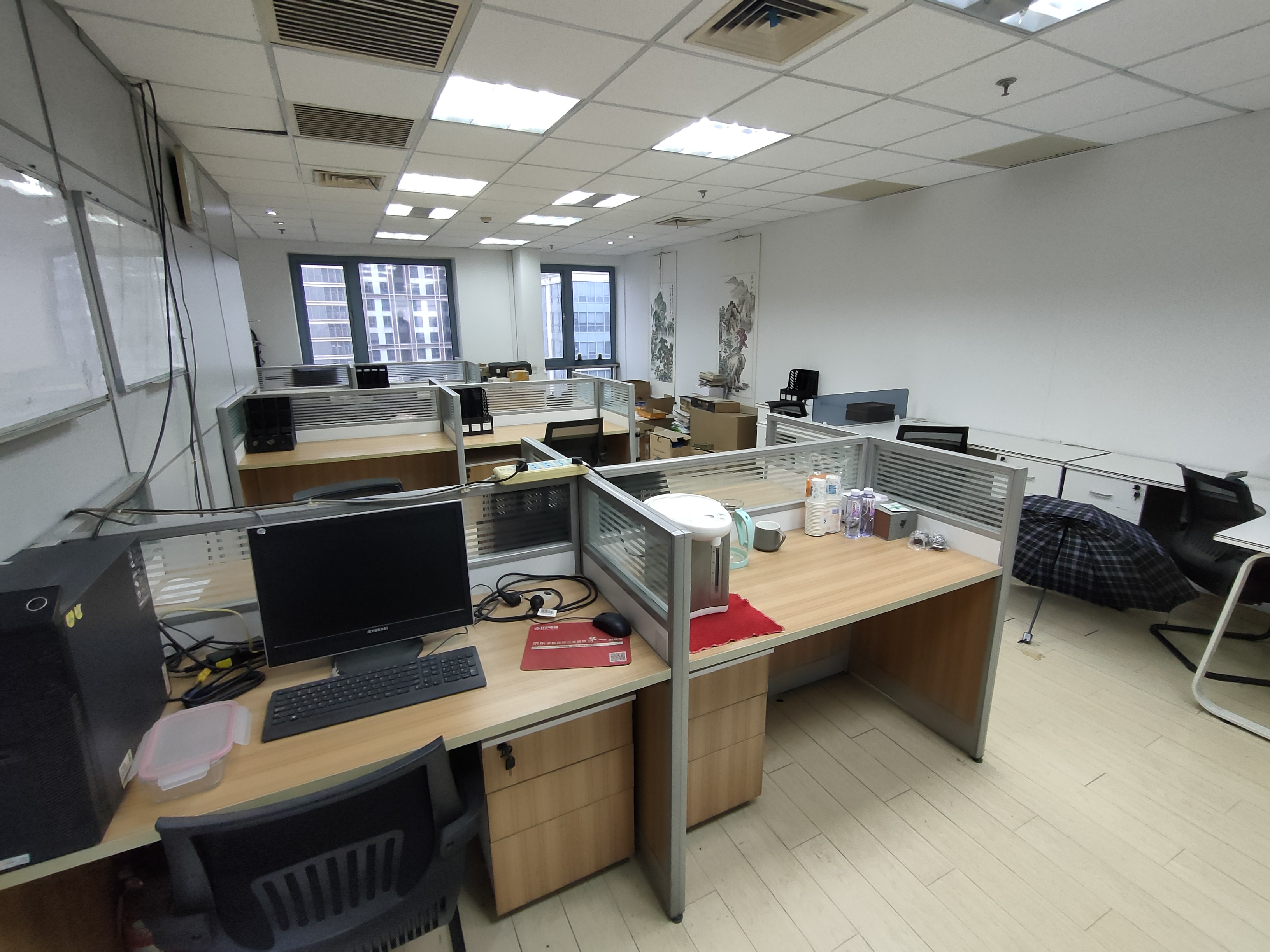 长风国盛中心212平米写字楼出租