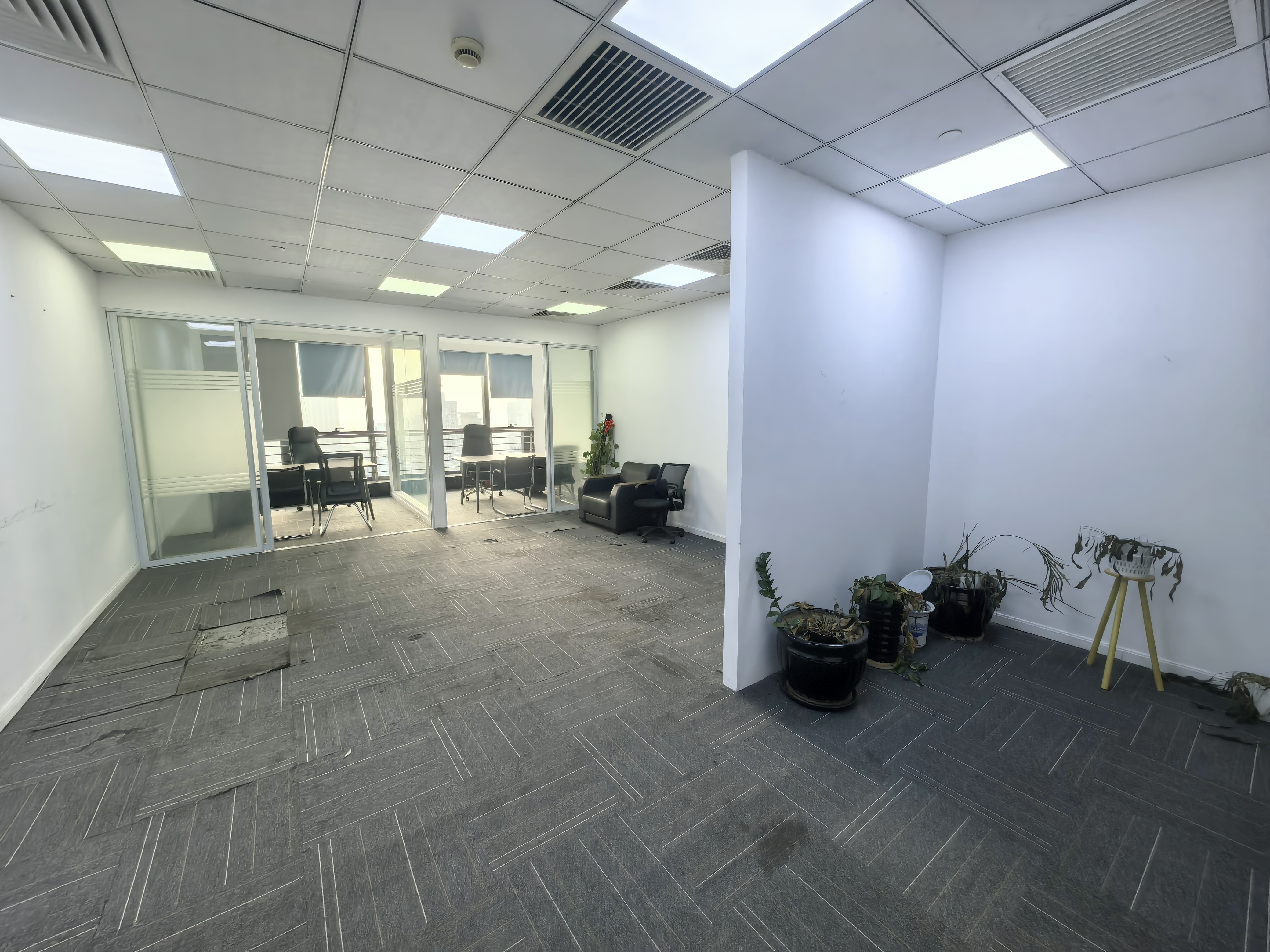 曹杨绿地和创大厦80平米写字楼出租