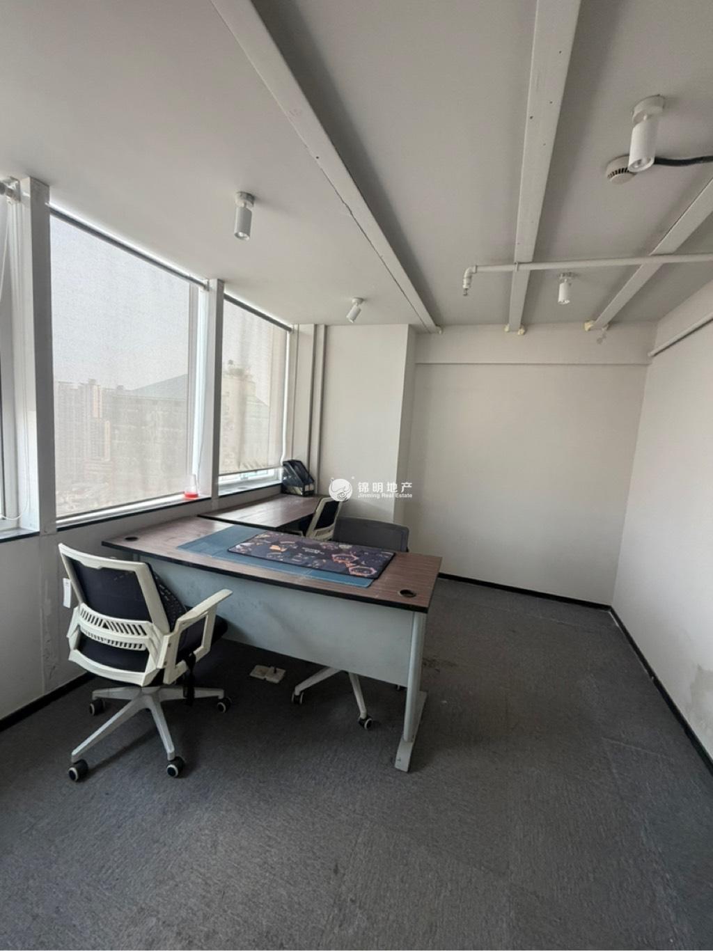 四川北路海泰时代大厦215平米写字楼出租