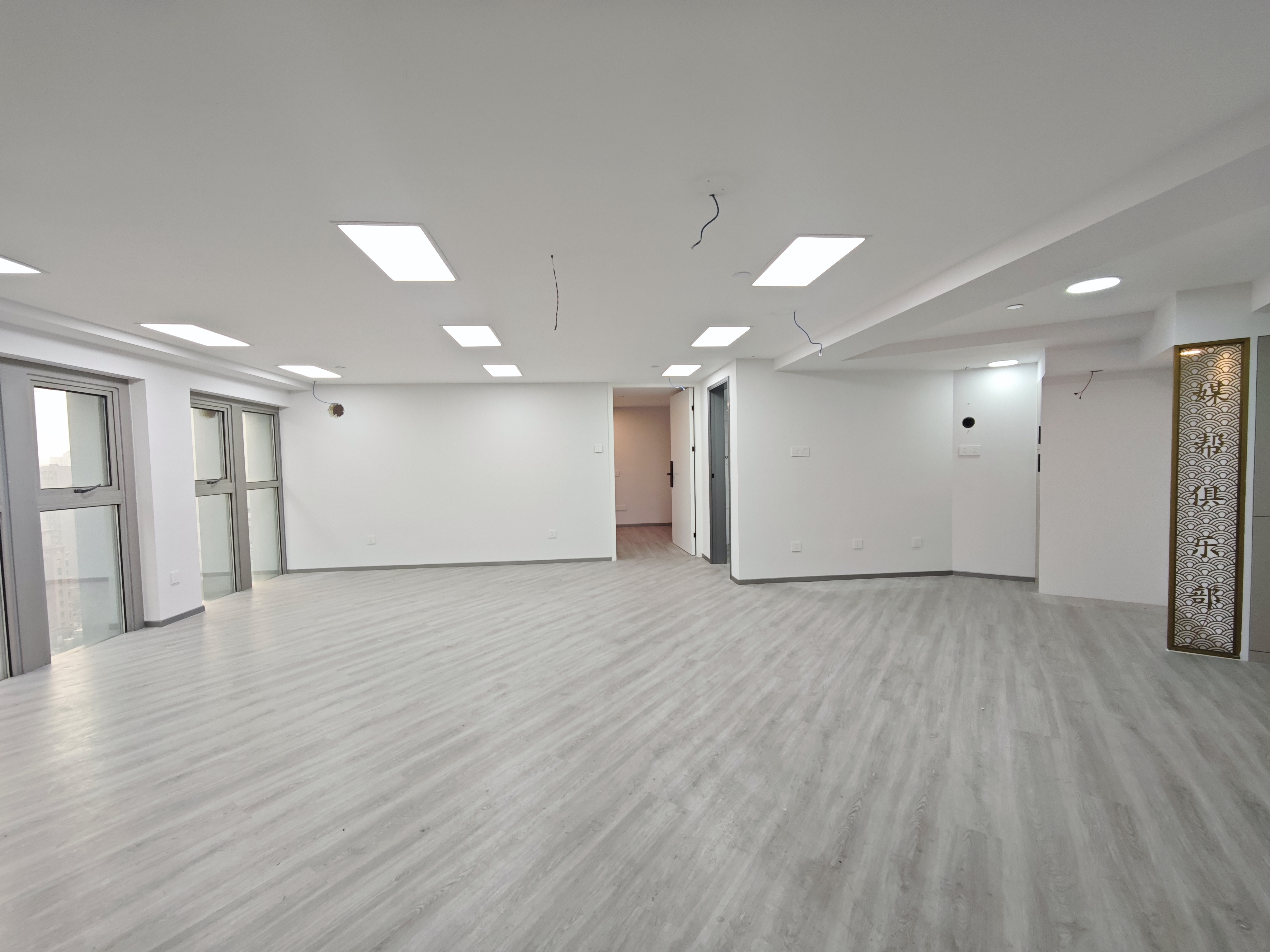 曹杨尚诚国际163平米写字楼出租