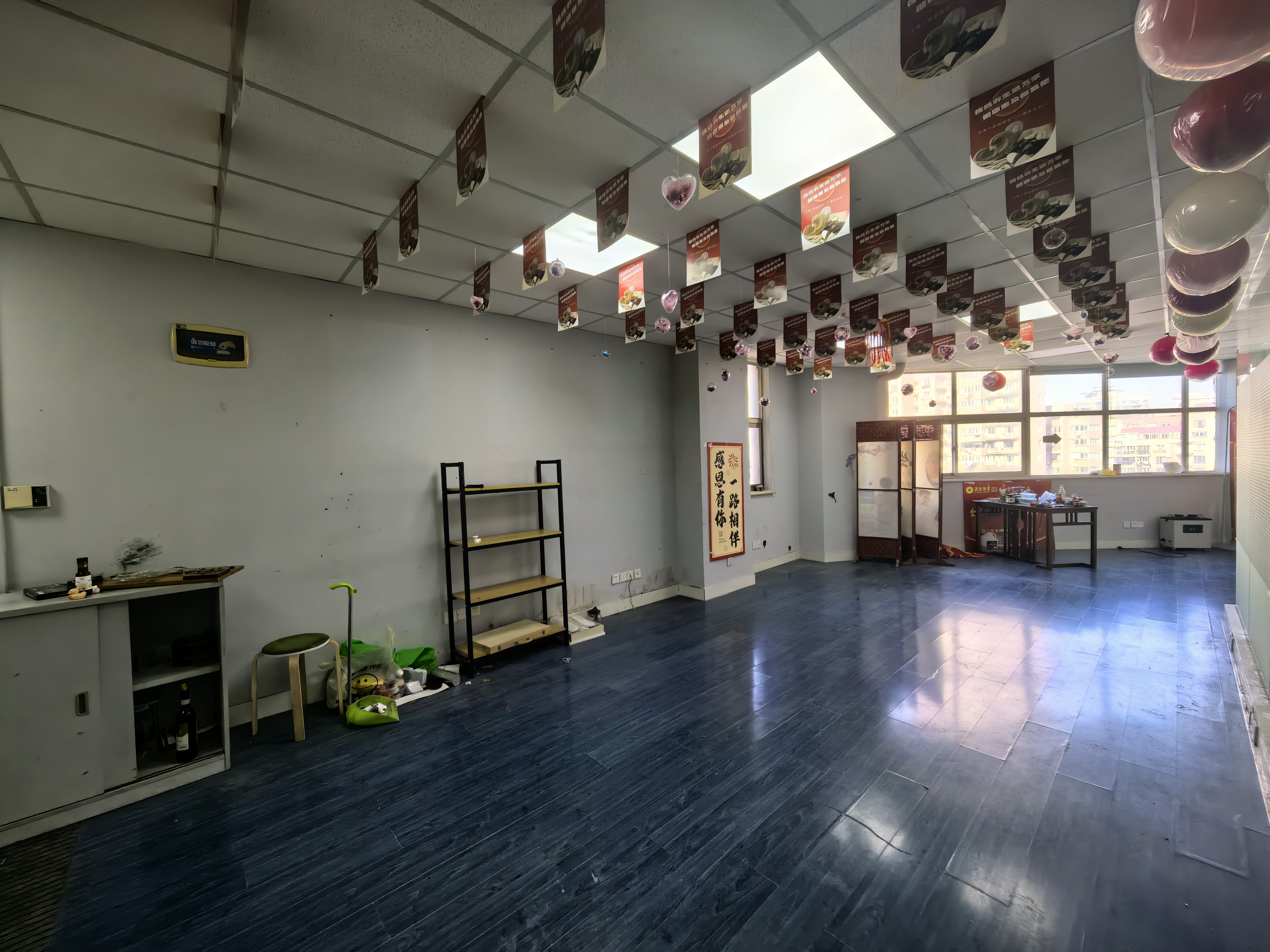 曹杨绿洲广场120平米写字楼出租