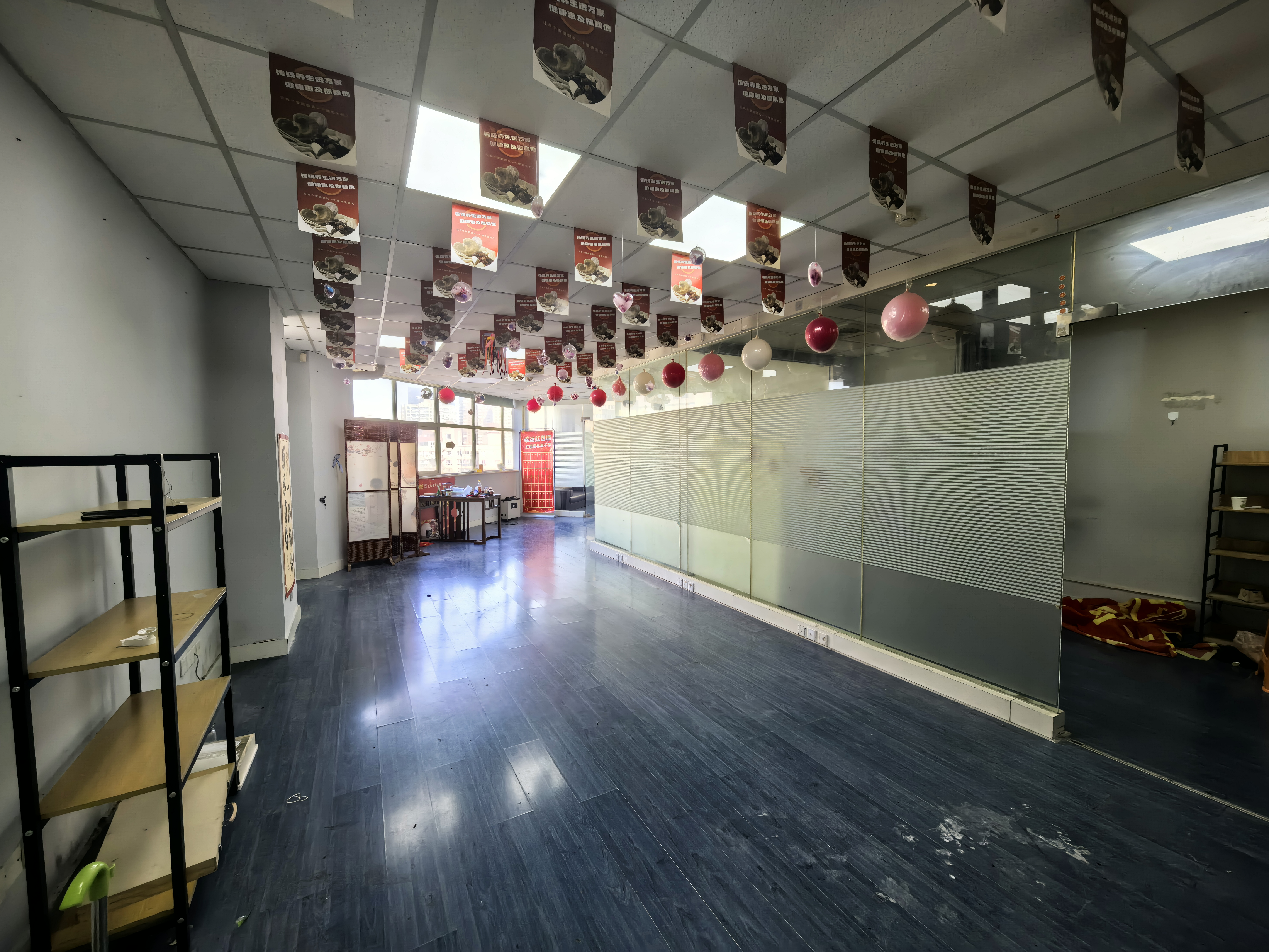 曹杨绿洲广场120平米写字楼出租