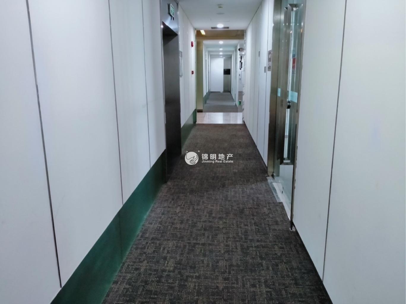 世博滨江绿地海外滩168平米写字楼出租