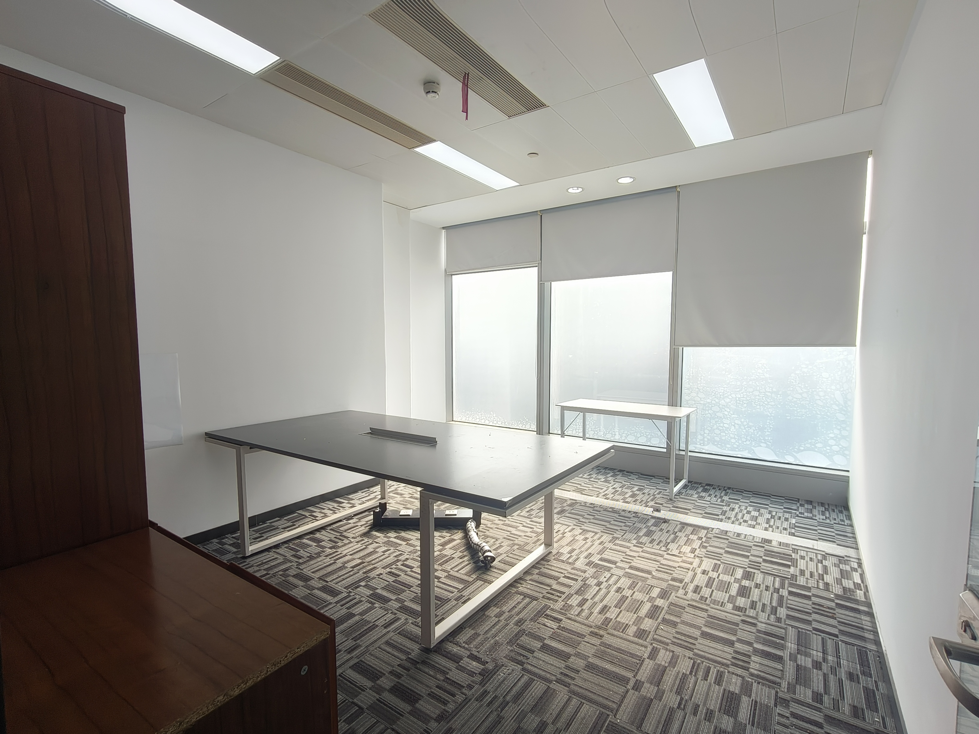 世博滨江绿地海外滩195平米写字楼出租