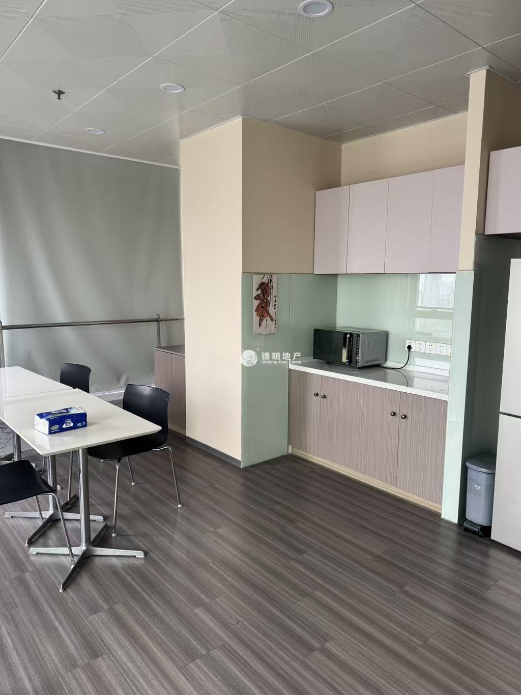 五角场复旦科技园大厦198平米写字楼出售