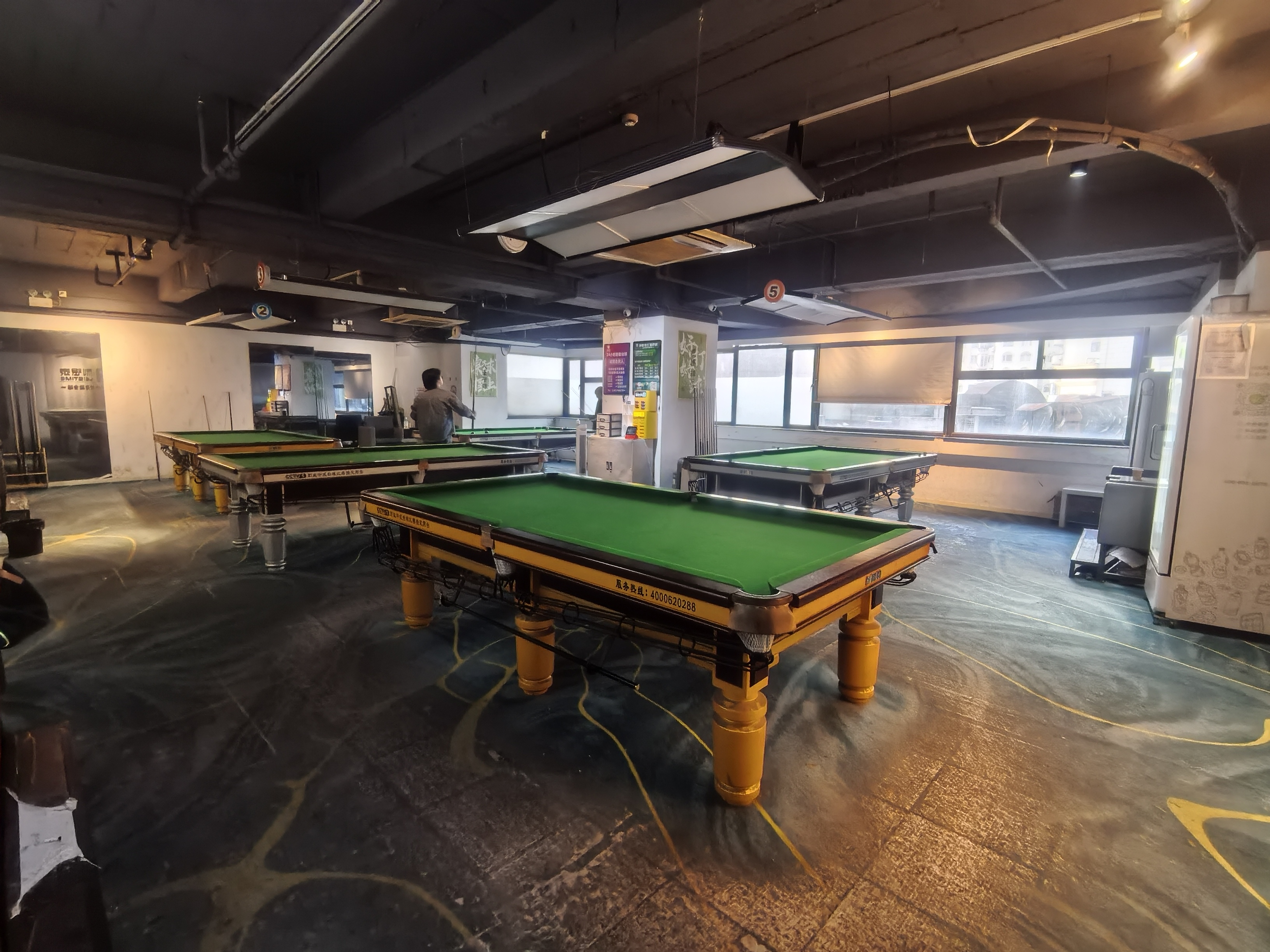 打浦桥宝鼎大厦141平米写字楼出租