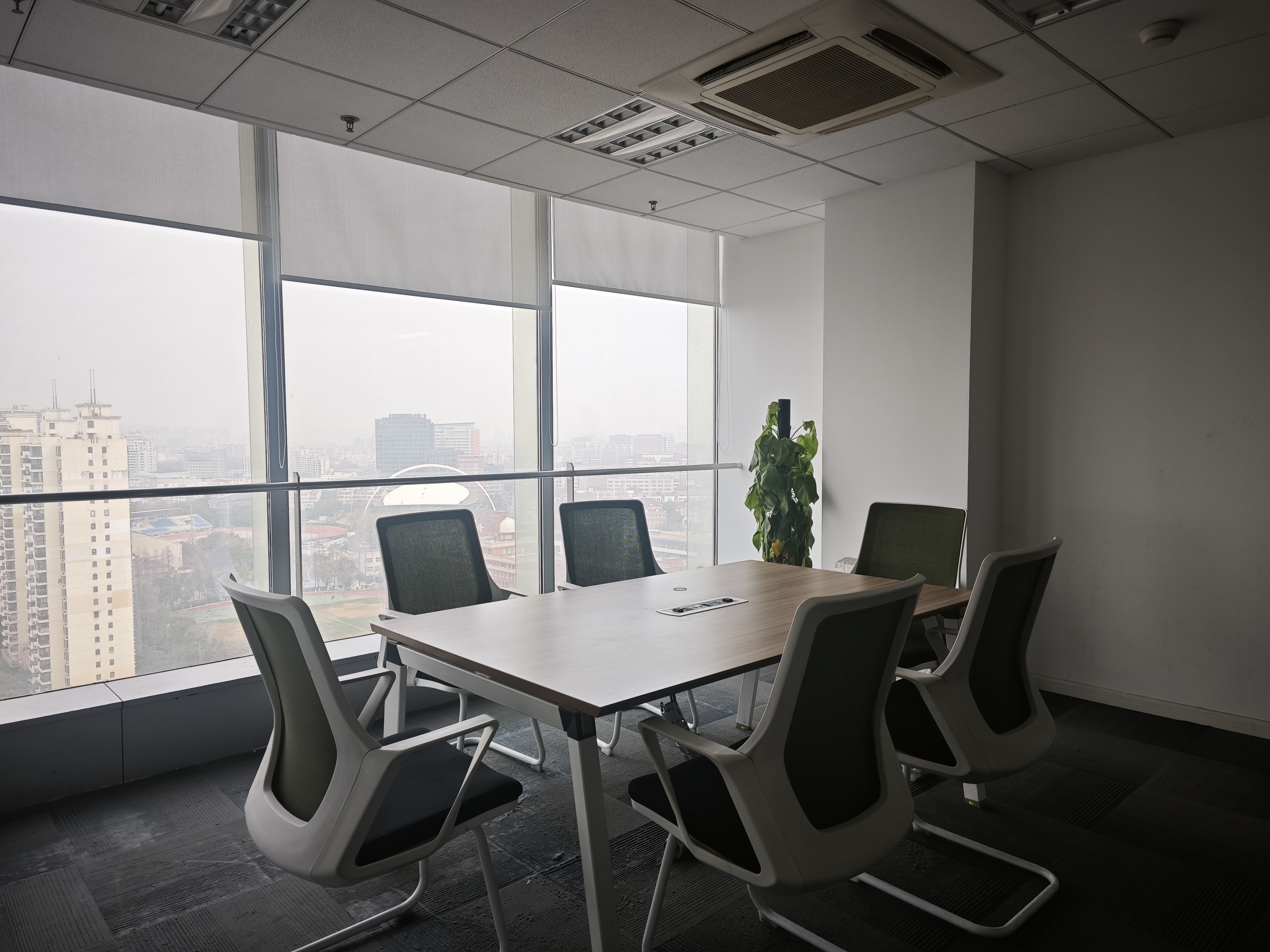 五角场复旦科技园大厦147平米写字楼出租