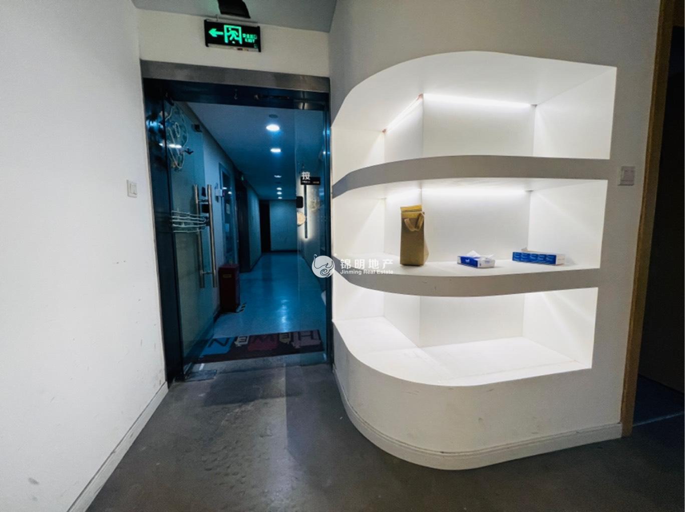 建国西路友谊时代大厦174平米写字楼出租