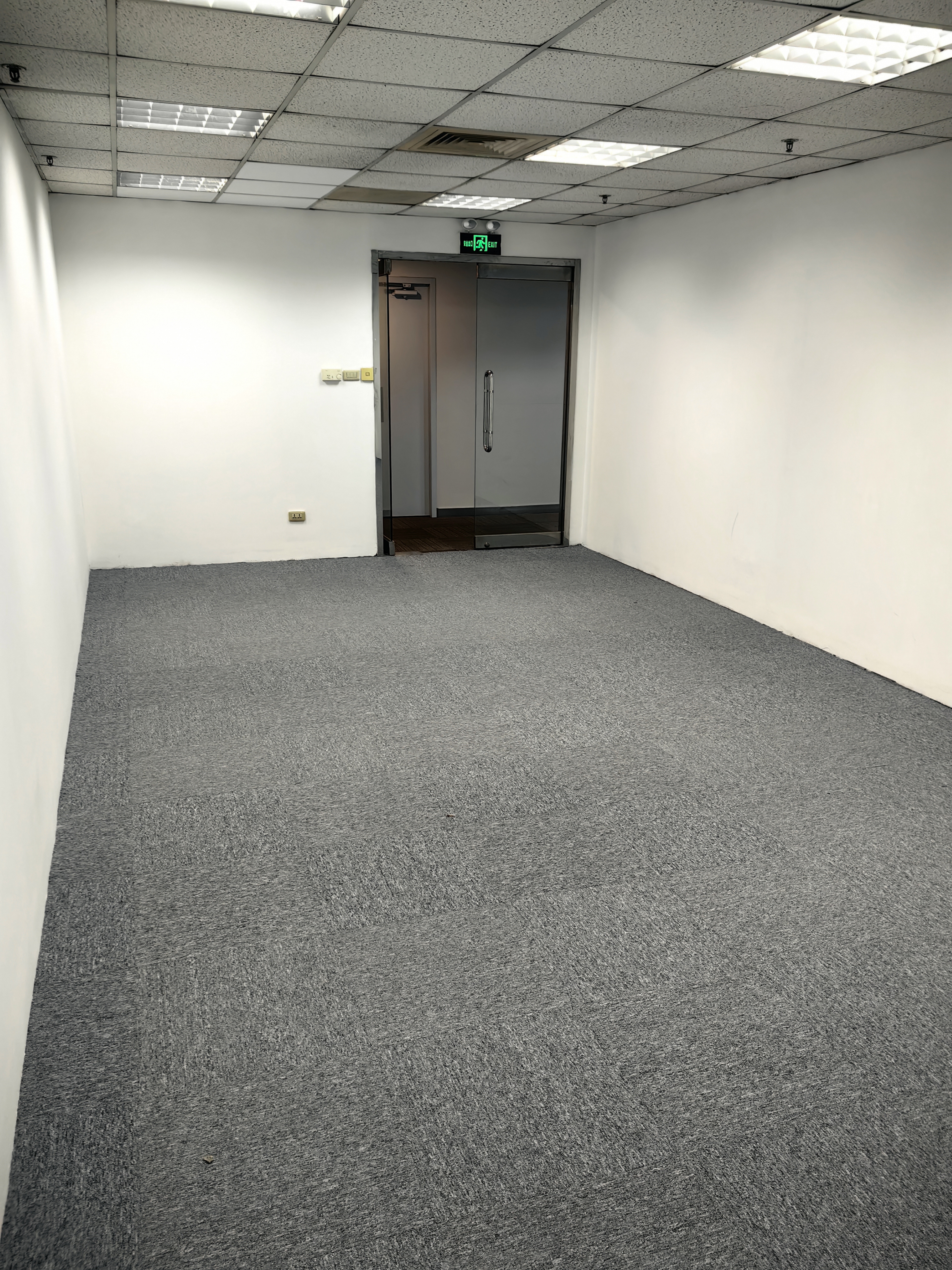 仙霞远东国际广场48平米写字楼出租