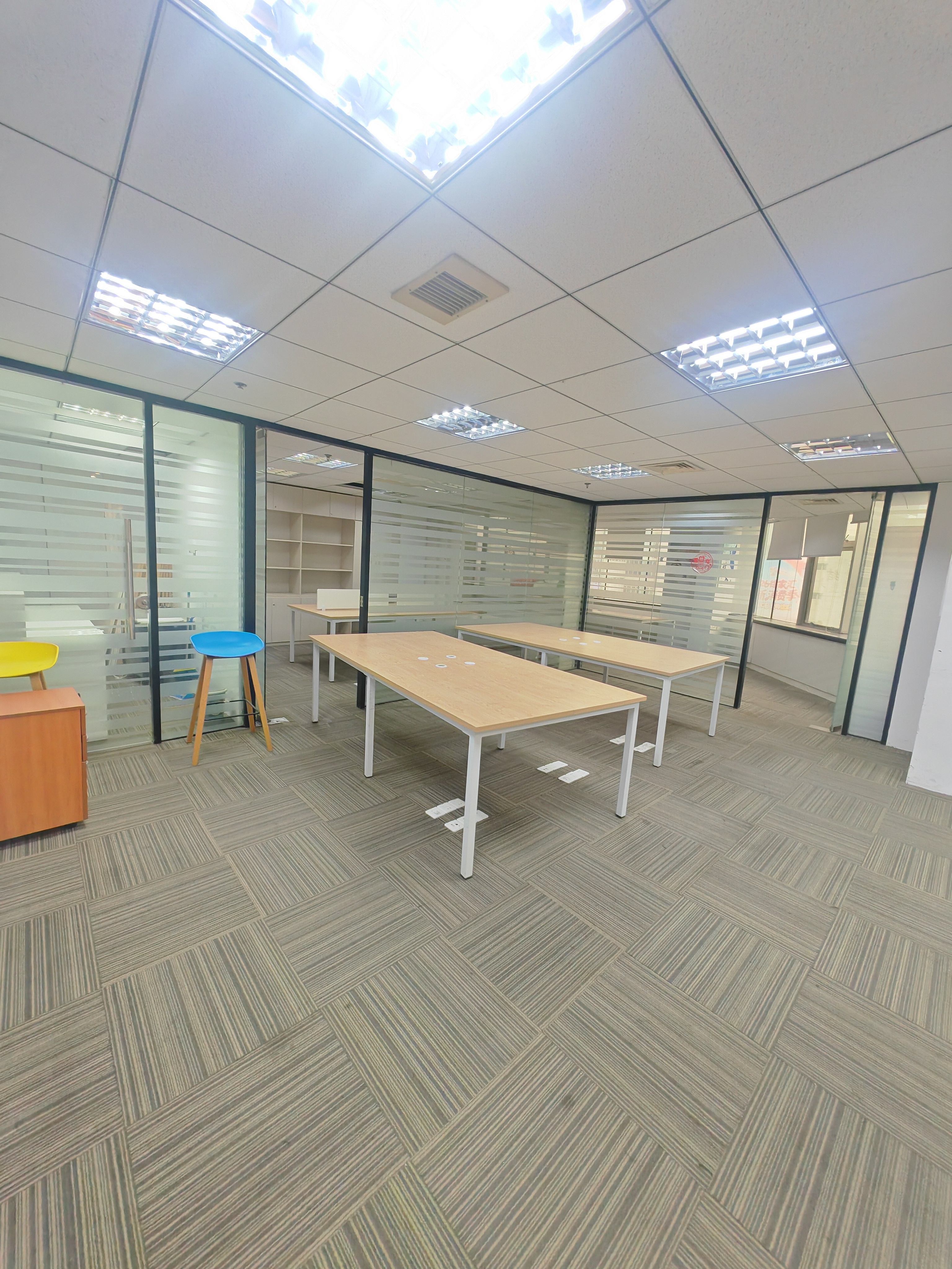 徐家汇飞雕国际大厦152平米写字楼出租