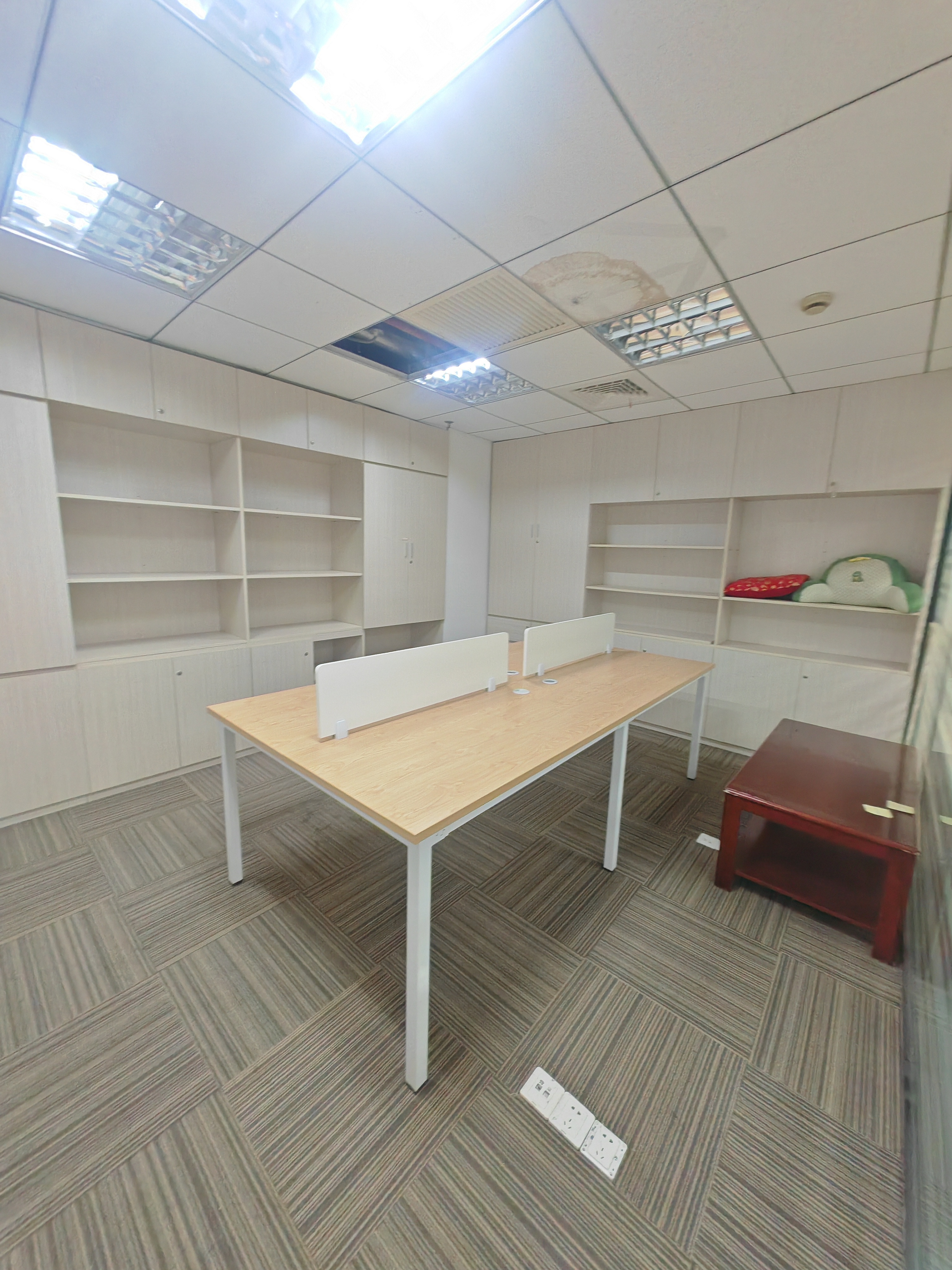 徐家汇飞雕国际大厦152平米写字楼出租