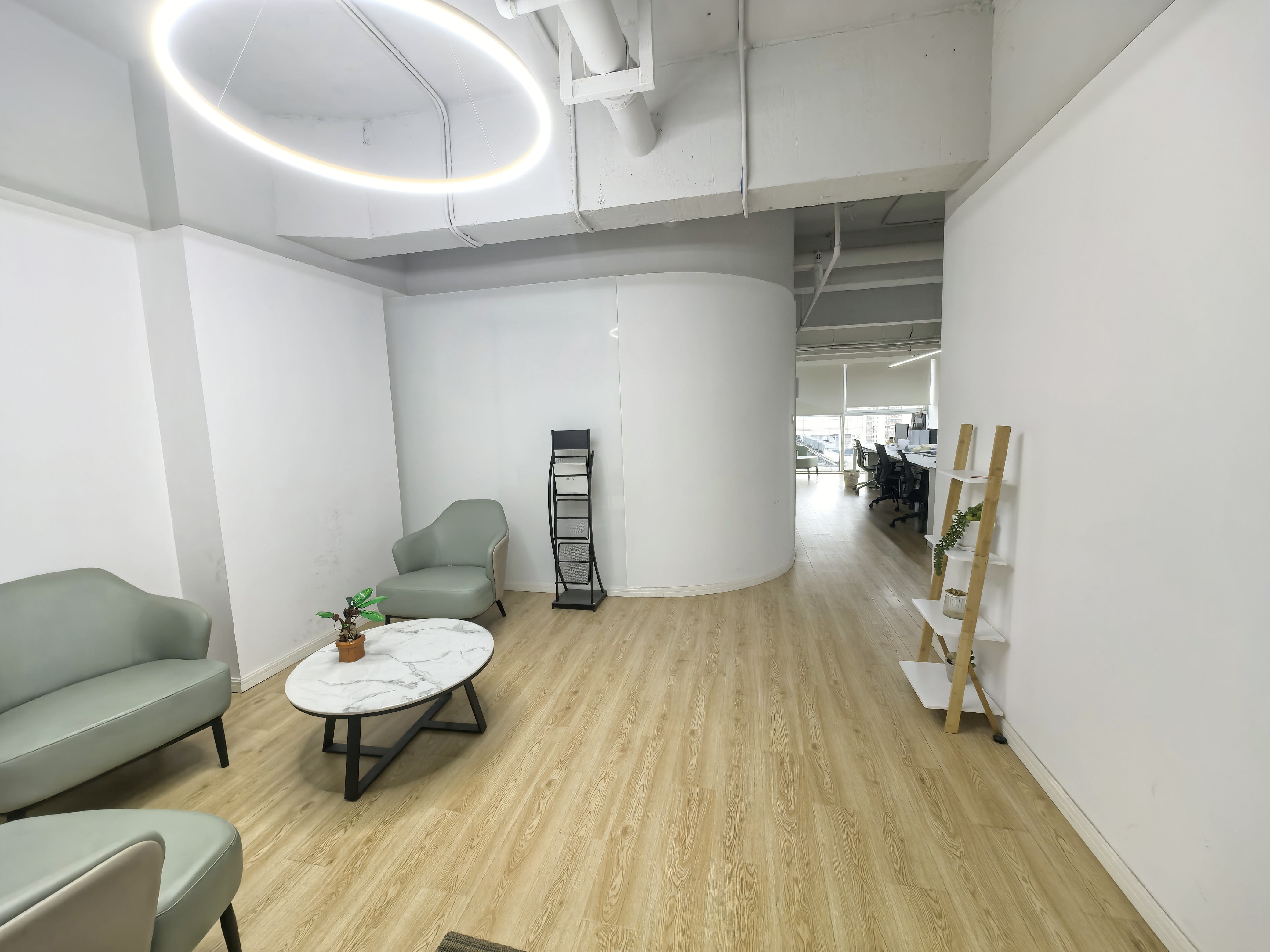 武宁杰地大厦230平米写字楼出租