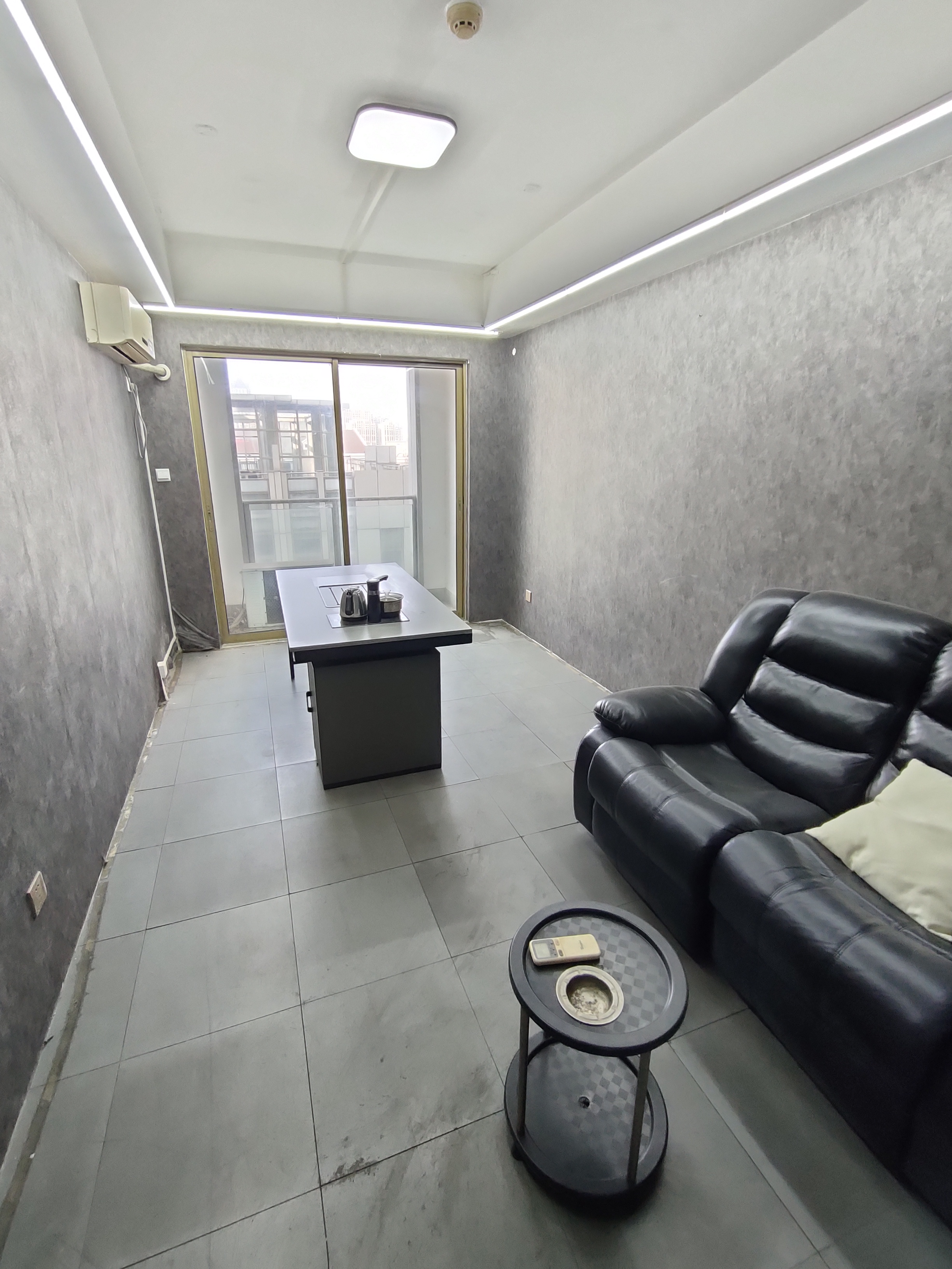 中山公园虹桥国际大厦106平米写字楼出租