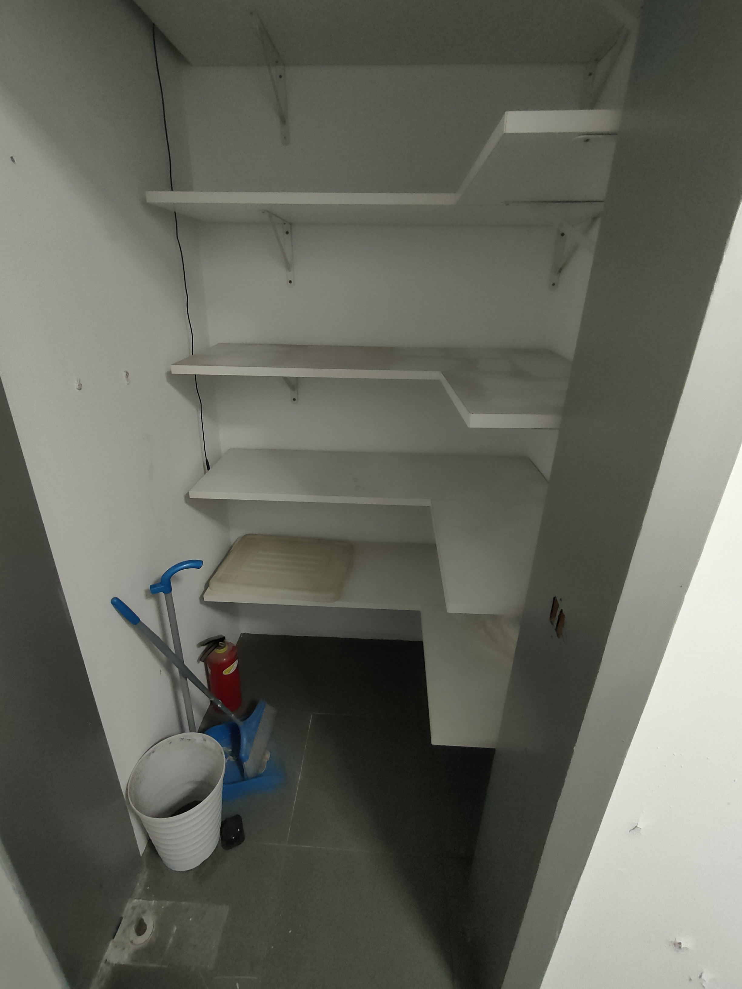 中山公园虹桥国际大厦106平米写字楼出租