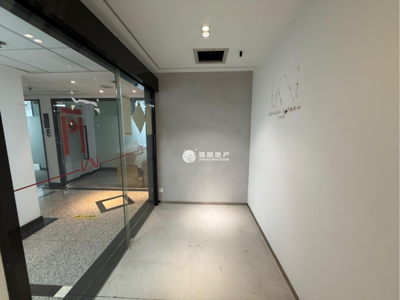 南京西路仲益大厦148平米写字楼出租