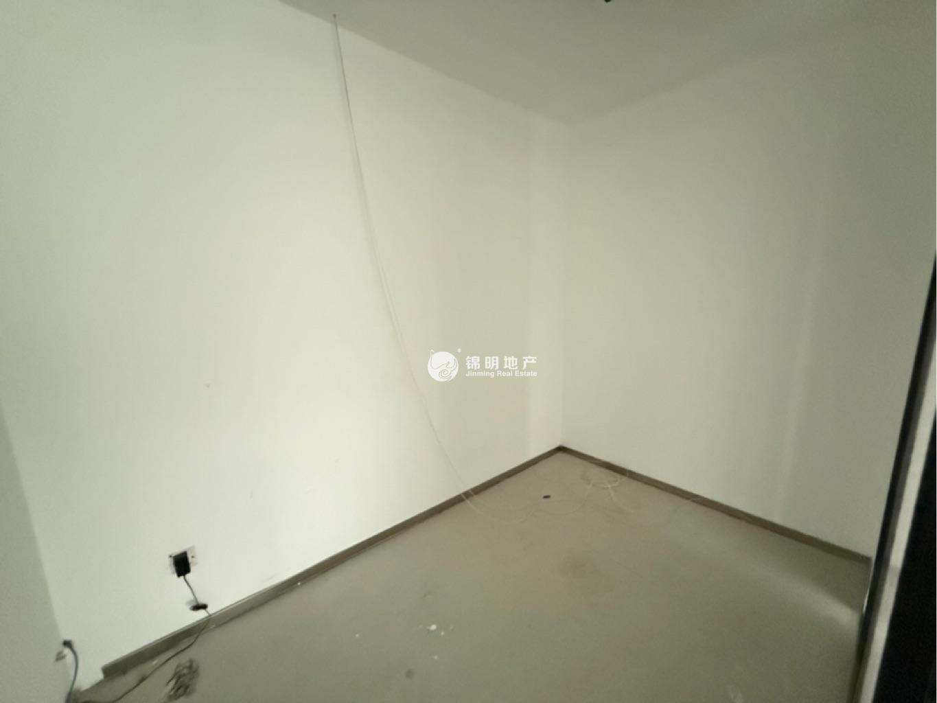 南京西路仲益大厦148平米写字楼出租