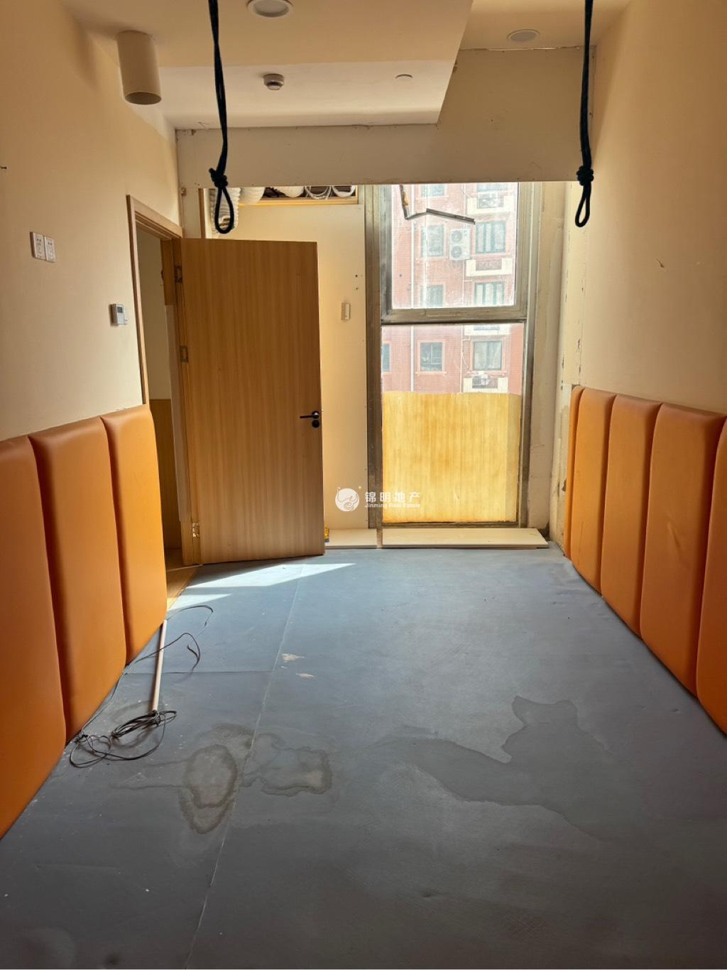 中山公园迎龙大厦479平米写字楼出租