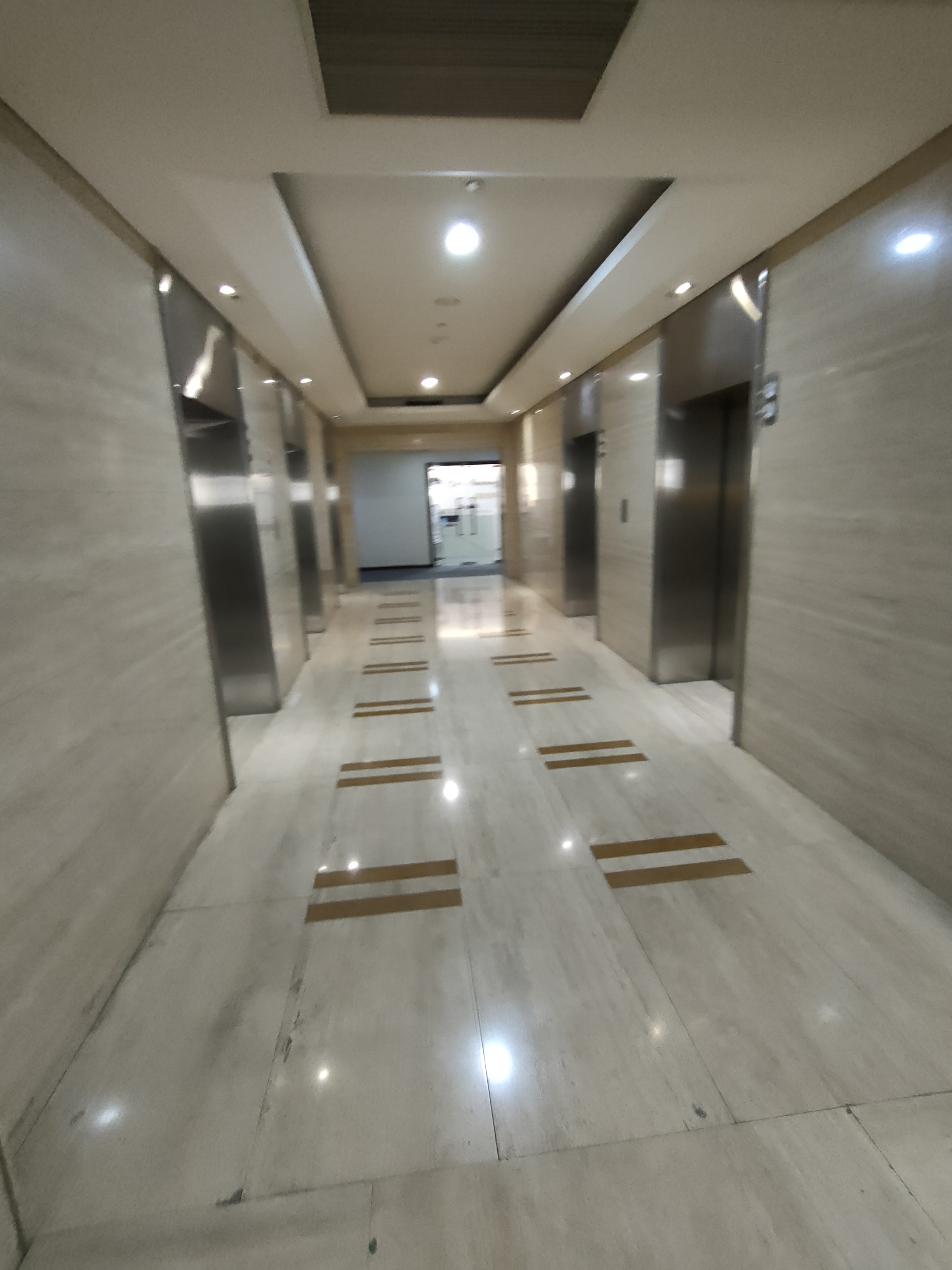 长寿路财富时代大厦130平米写字楼出租