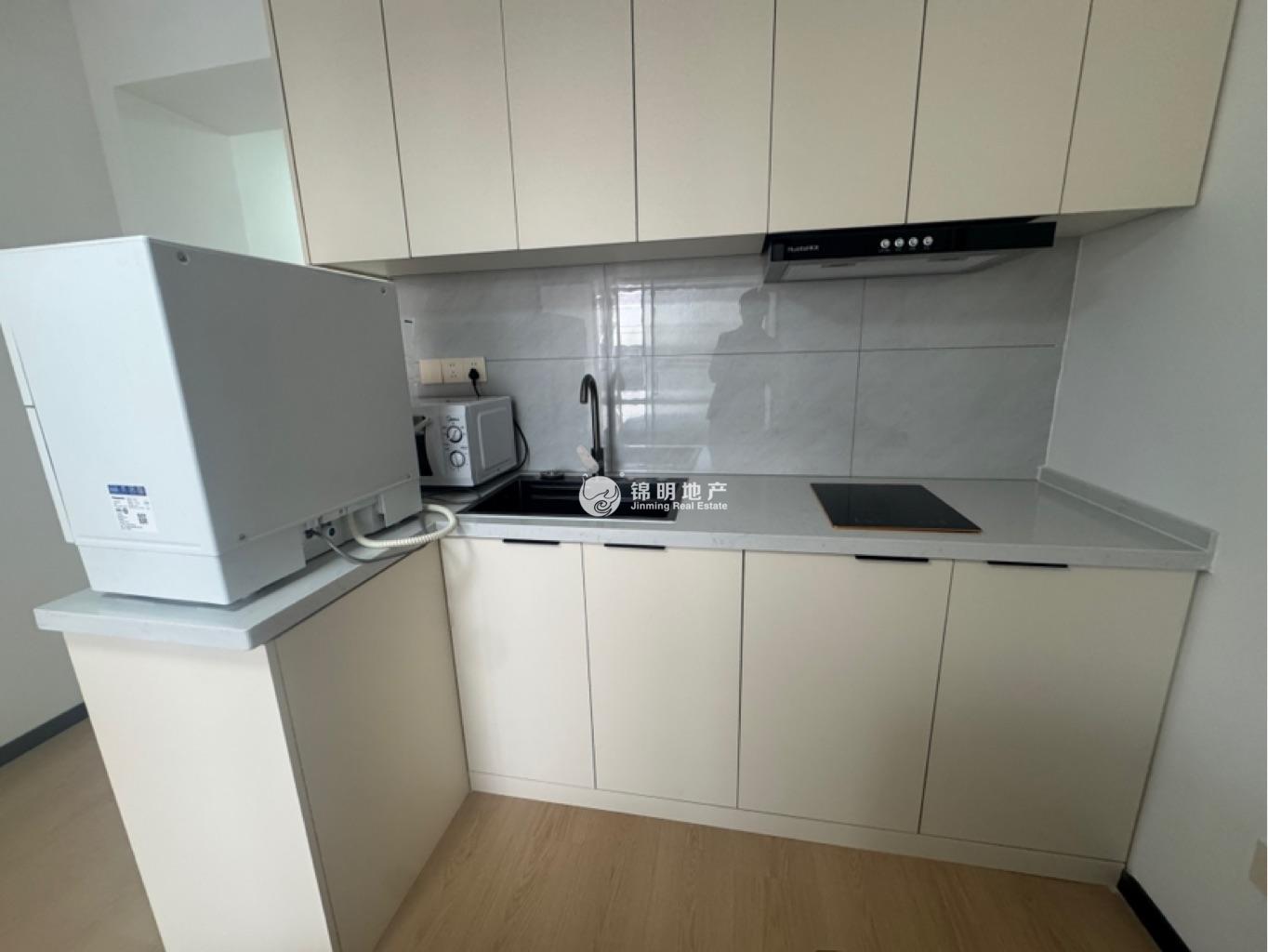 天山光华大厦50平米写字楼出租