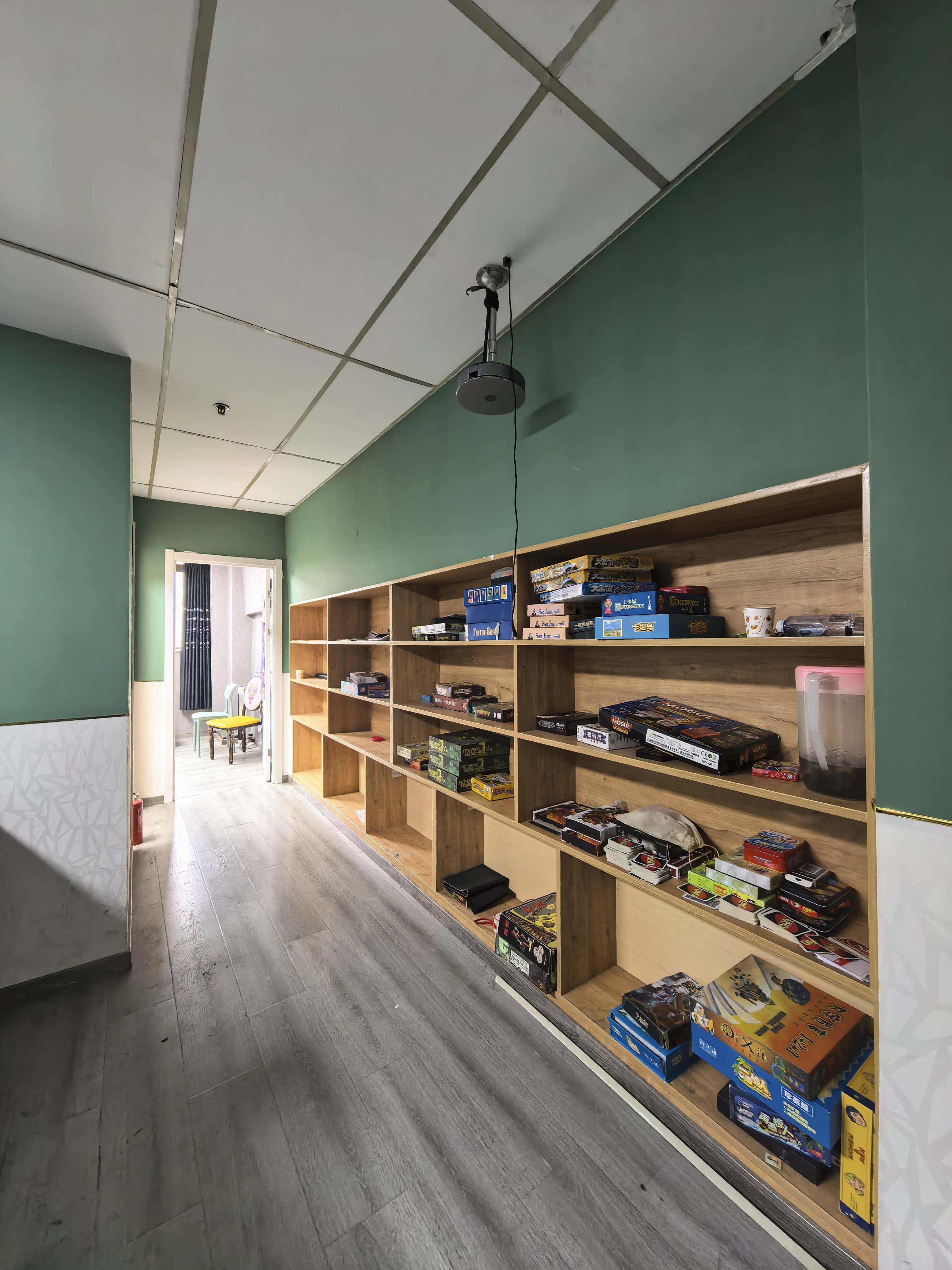 中山公园虹桥世家花园138平米写字楼出租