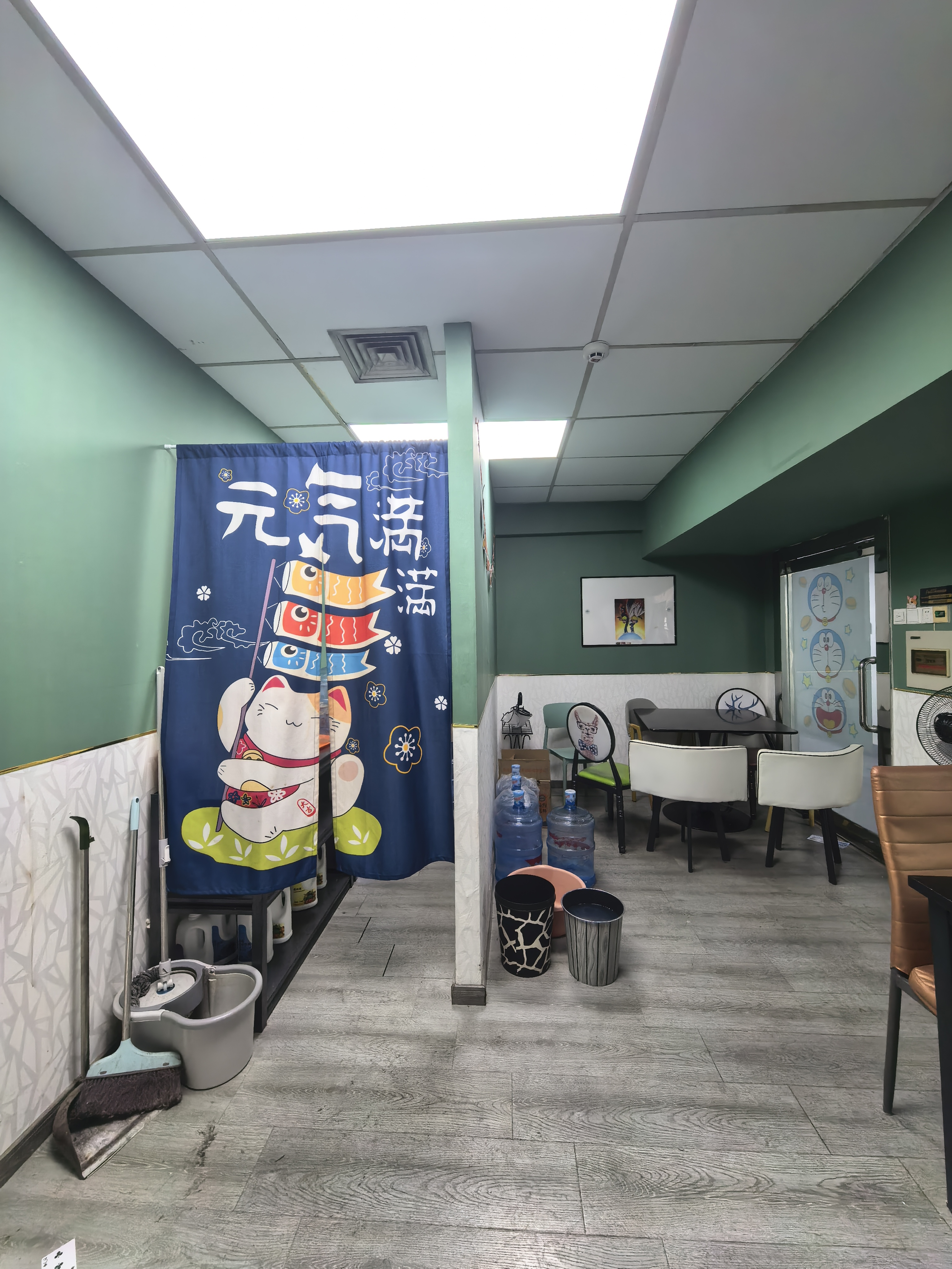 中山公园虹桥世家花园138平米写字楼出租