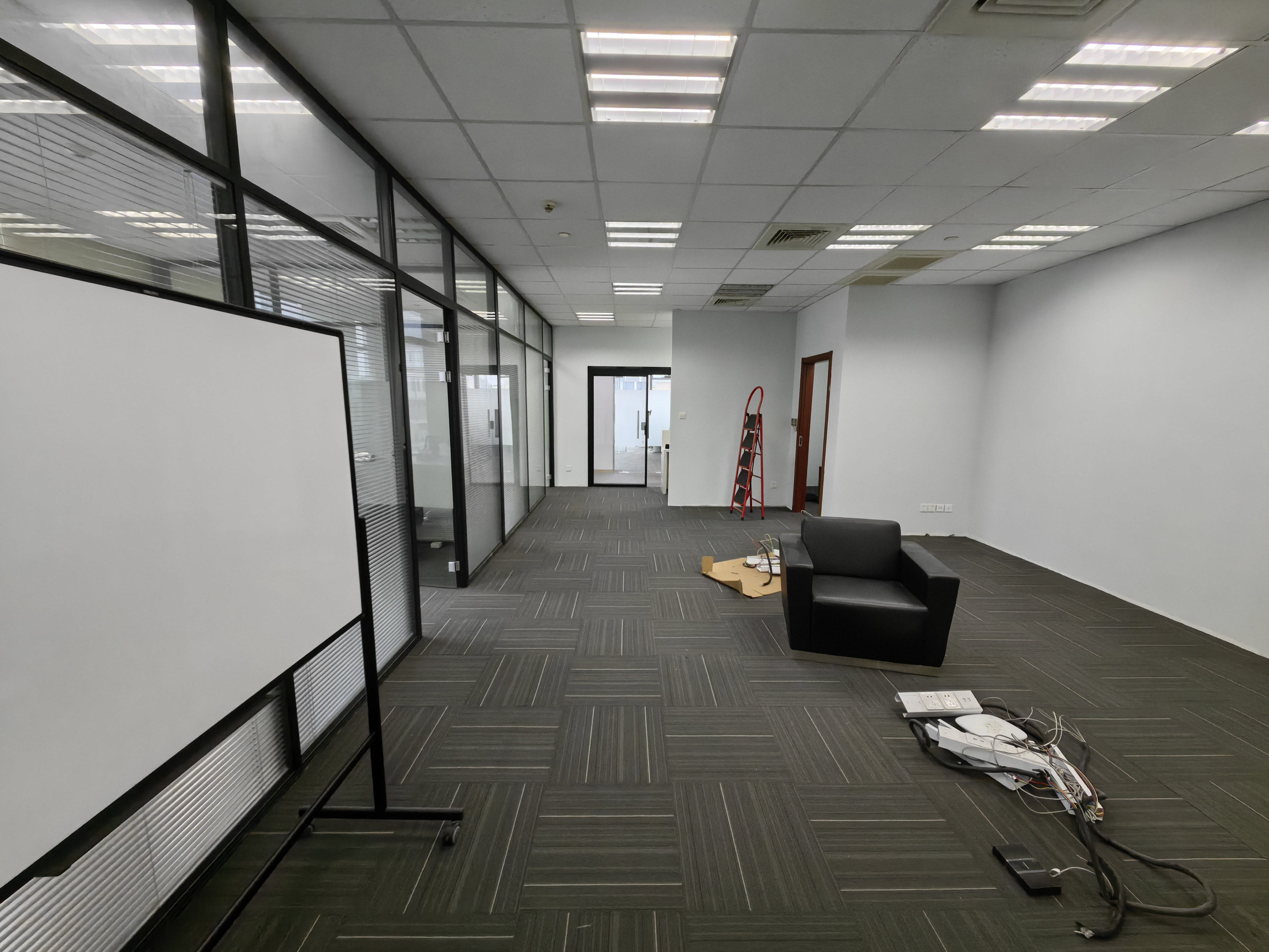 周家嘴路北美广场126平米写字楼出租