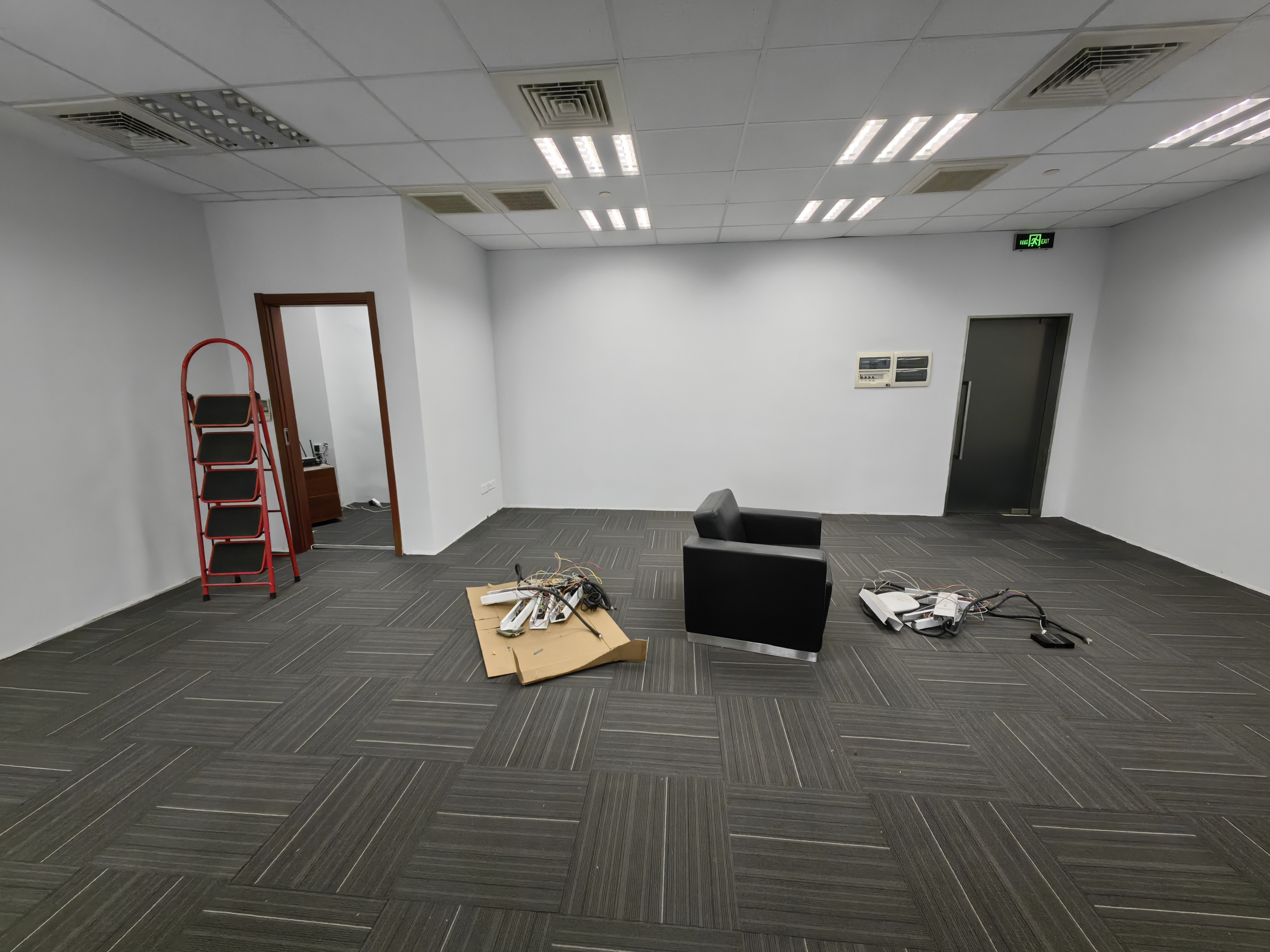 周家嘴路北美广场126平米写字楼出租