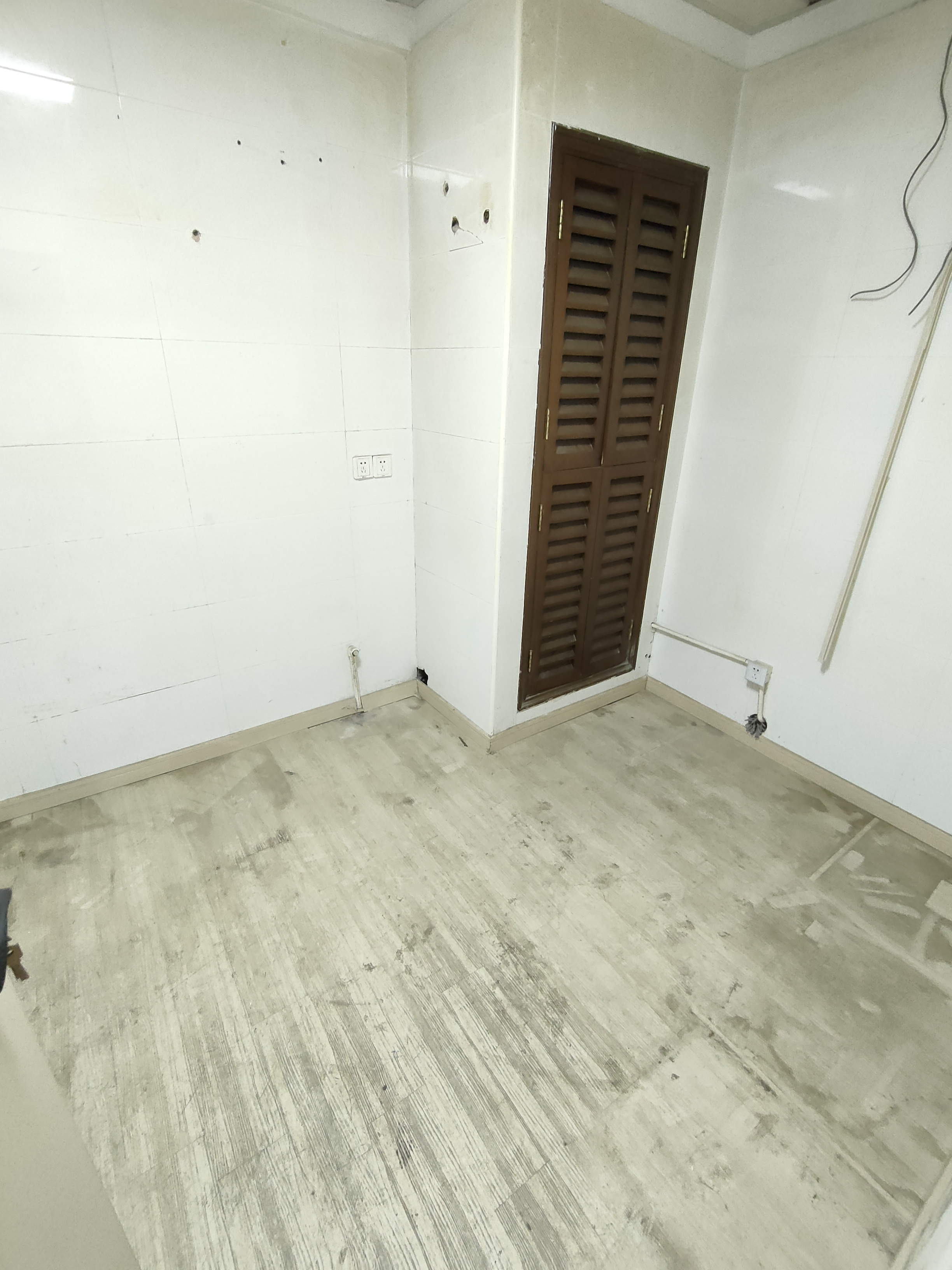 中山公园中西大厦88平米写字楼出租