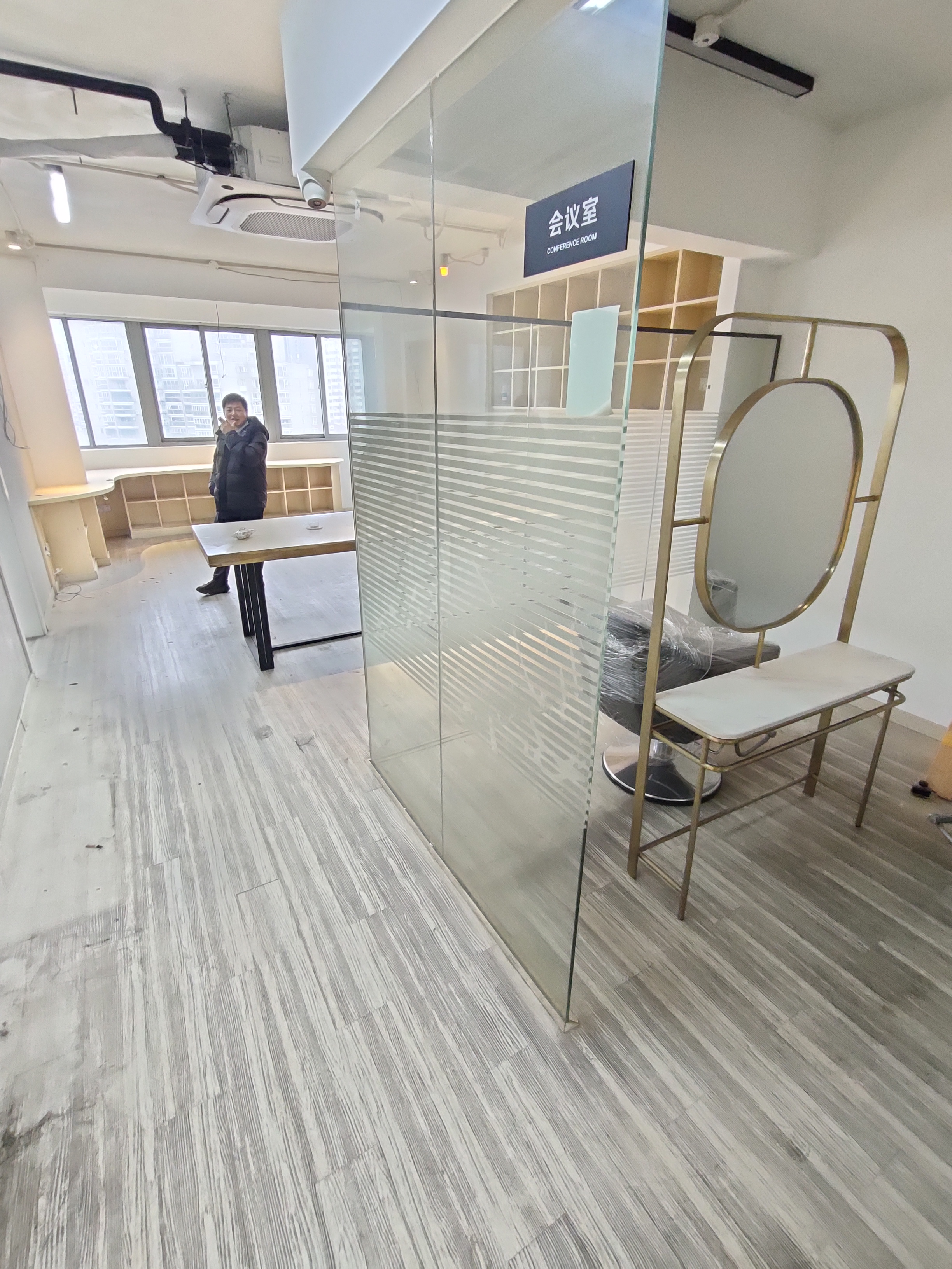 中山公园中西大厦88平米写字楼出租