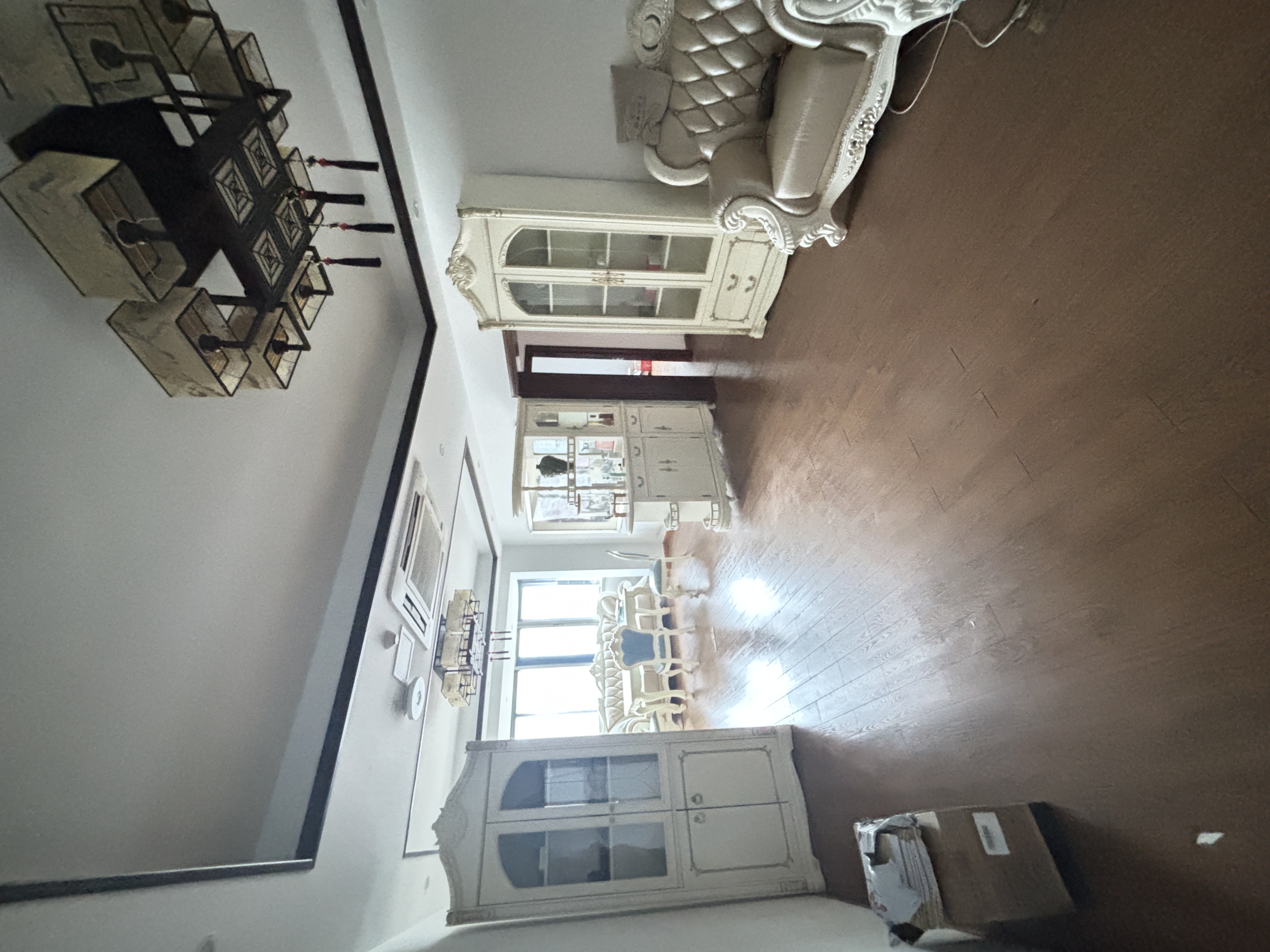 中山公园中西大厦159平米写字楼出租