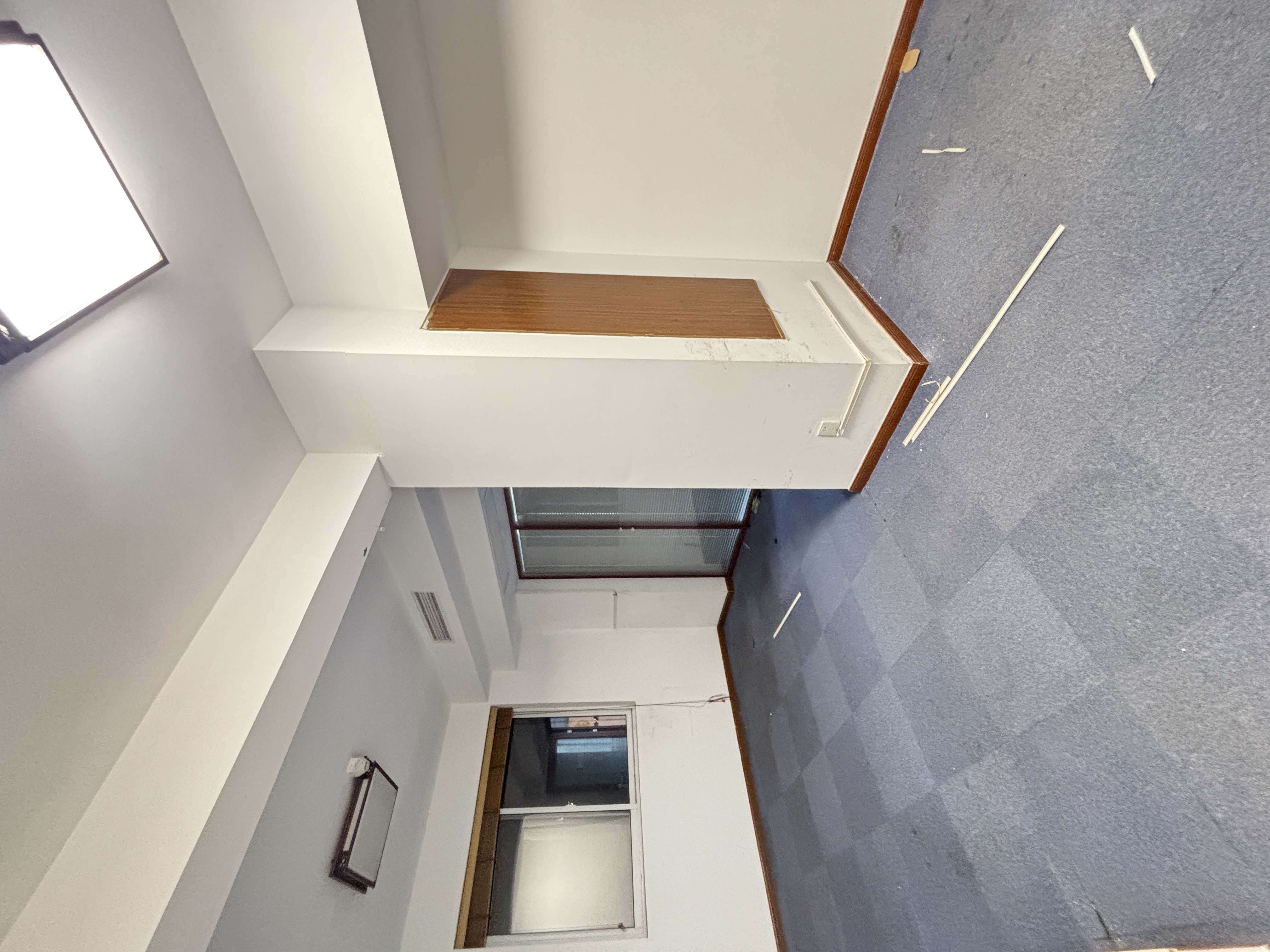 中山公园中西大厦152平米写字楼出租